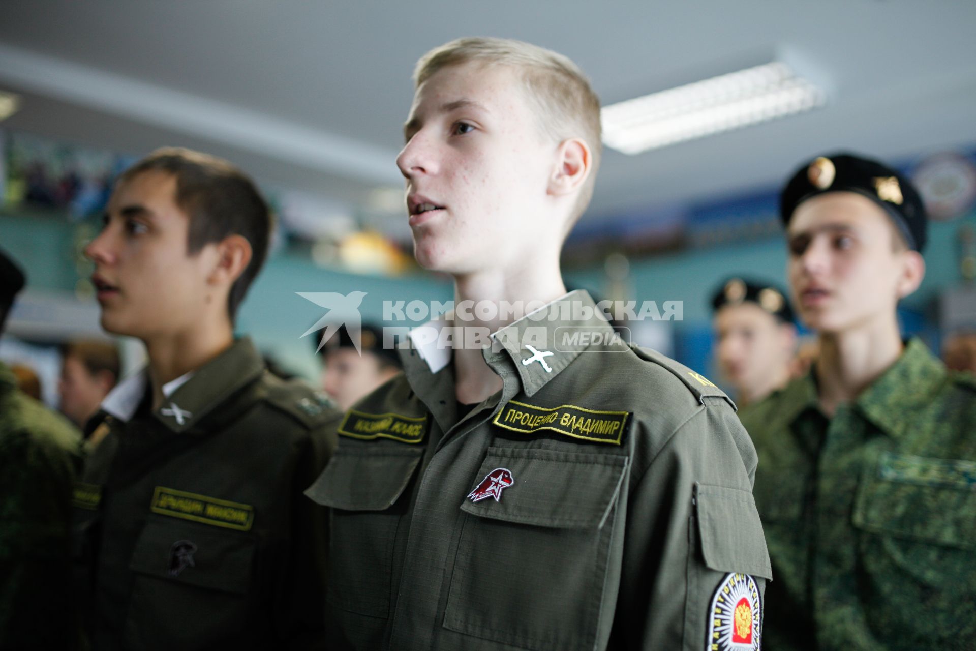 Ставрополь. Военно-патриотическое движение `Юнармия` приняло ставропольских школьников свои ряды.