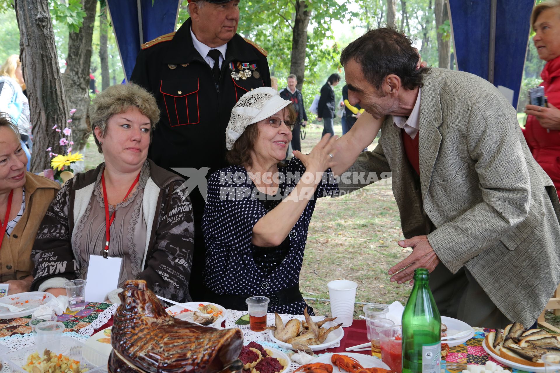 Диск126. Краснодарский край. Кинофестиваль КИНОШОК. 28.09.2014. На снимке: актриса Тамара Семина (в центре)