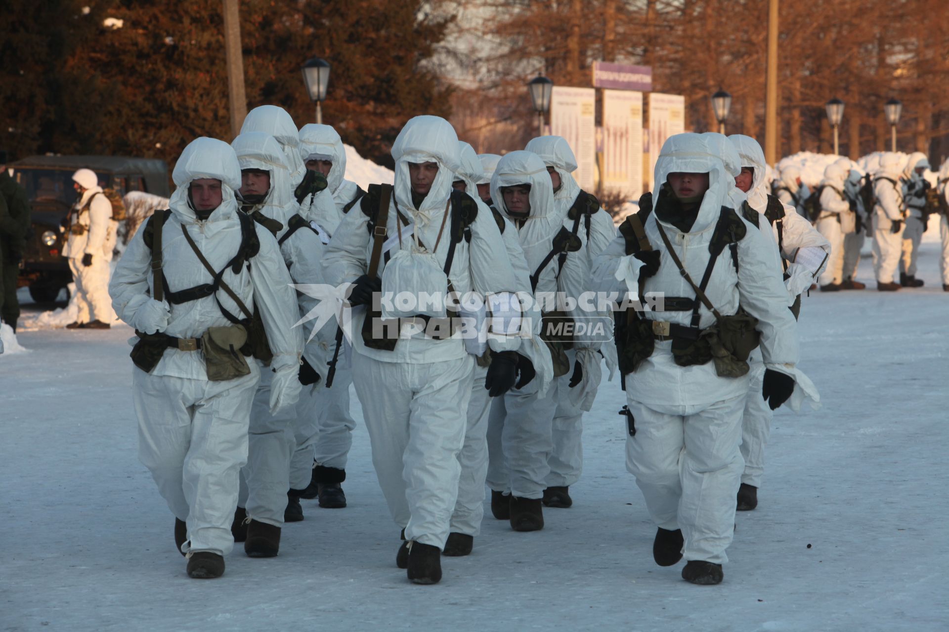 Рязанская область. Военнослужащие 106-й гвардейской Воздушно-десантной Краснознаменной ордена Кутузова дивизии перед началом учений.