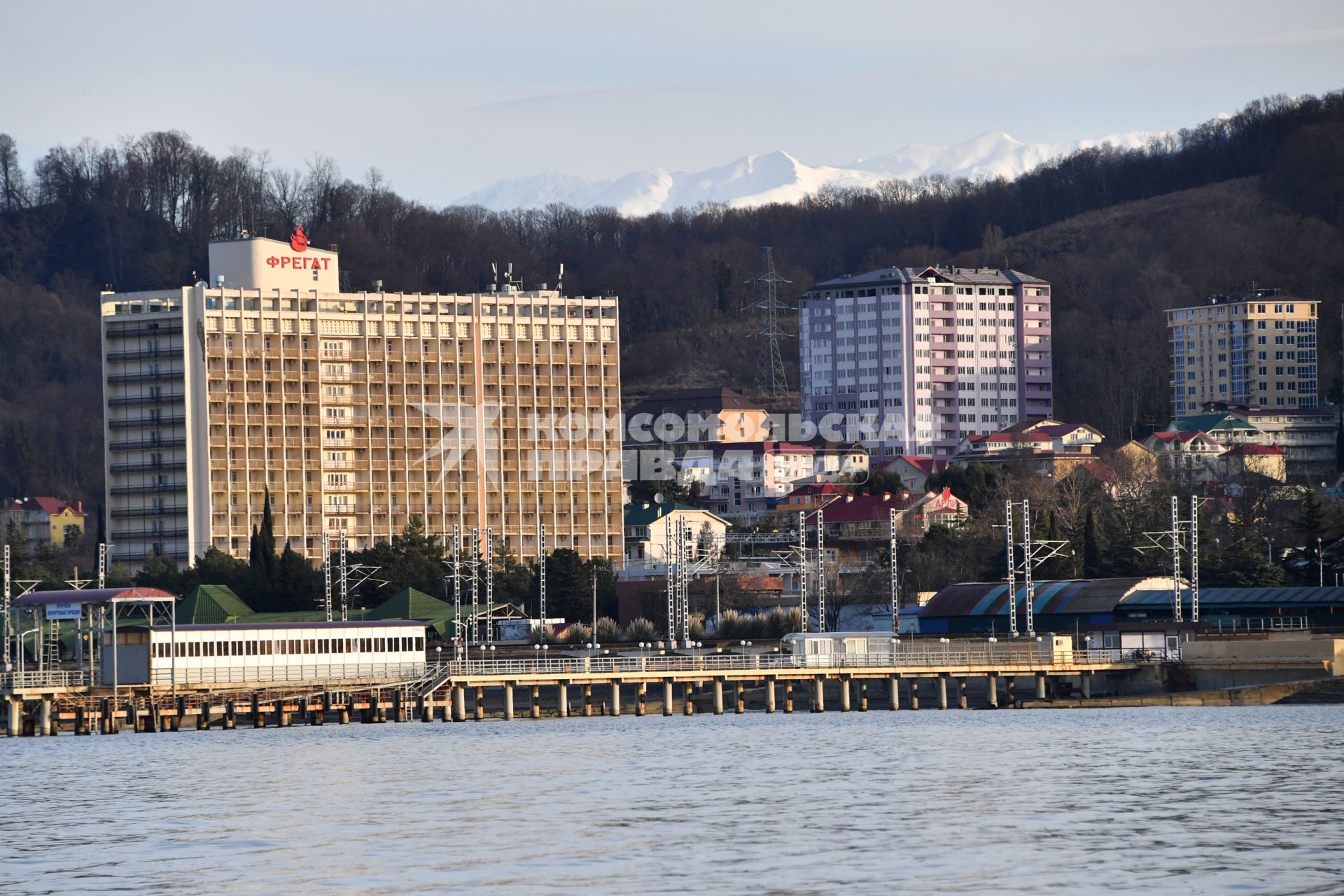 Сочи.  Вид на пансионат` Фрегат` .