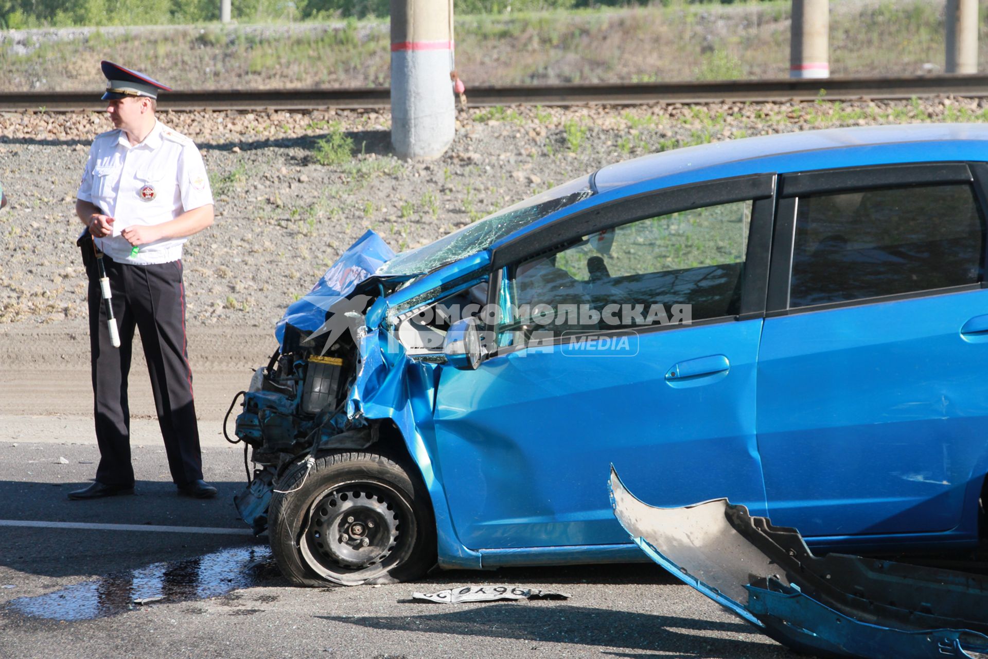 Барнаул.  Автомобиль, пострадавший в результате ДТП.