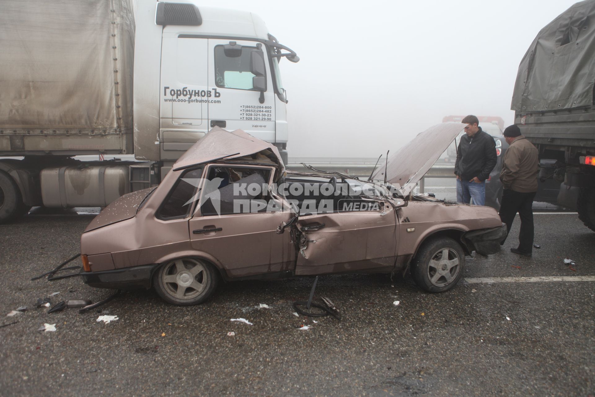 Ставрополь.  Автомобили, пострадавшие в результате ДТП.