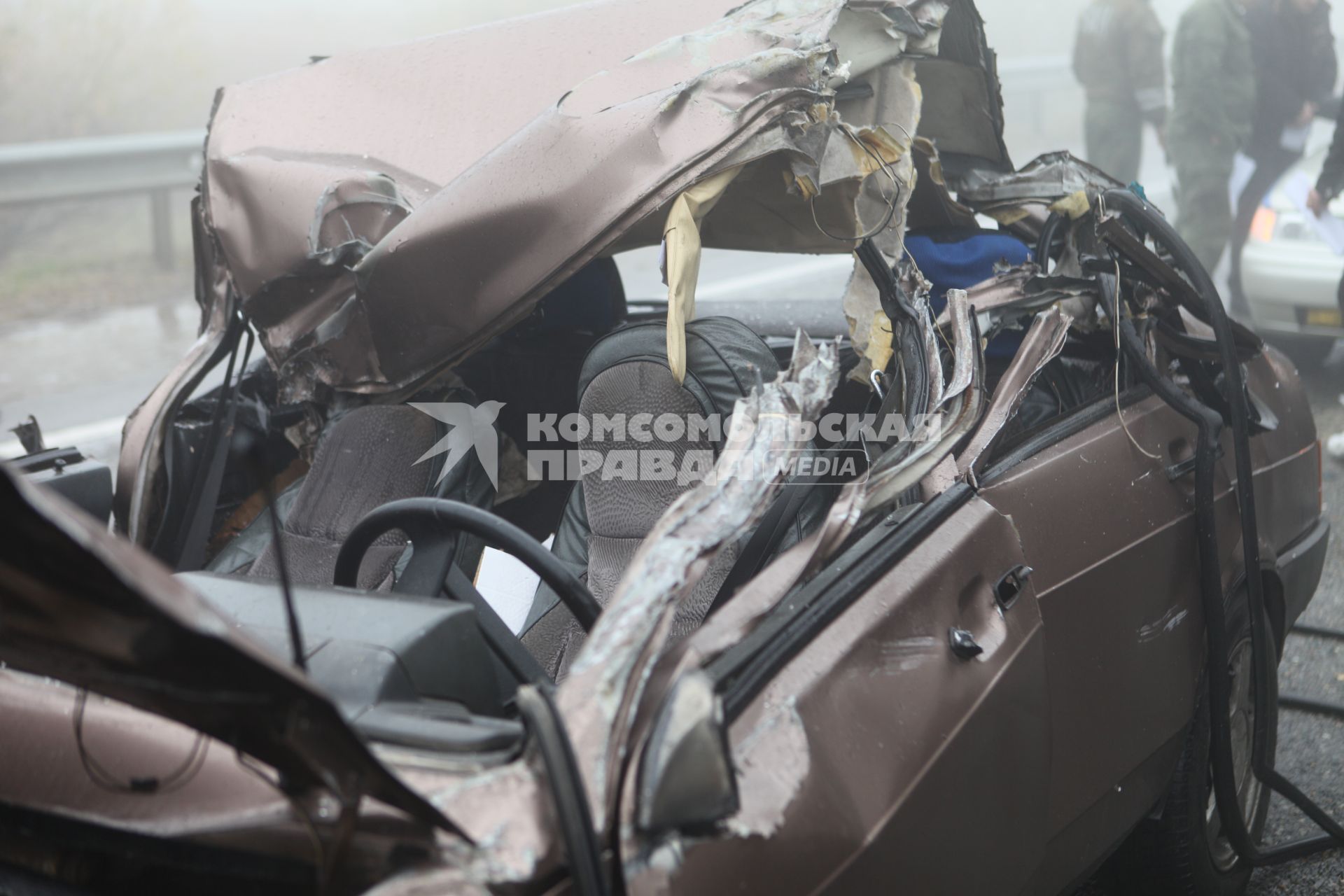 Ставрополь.  Автомобиль, пострадавший в результате ДТП.