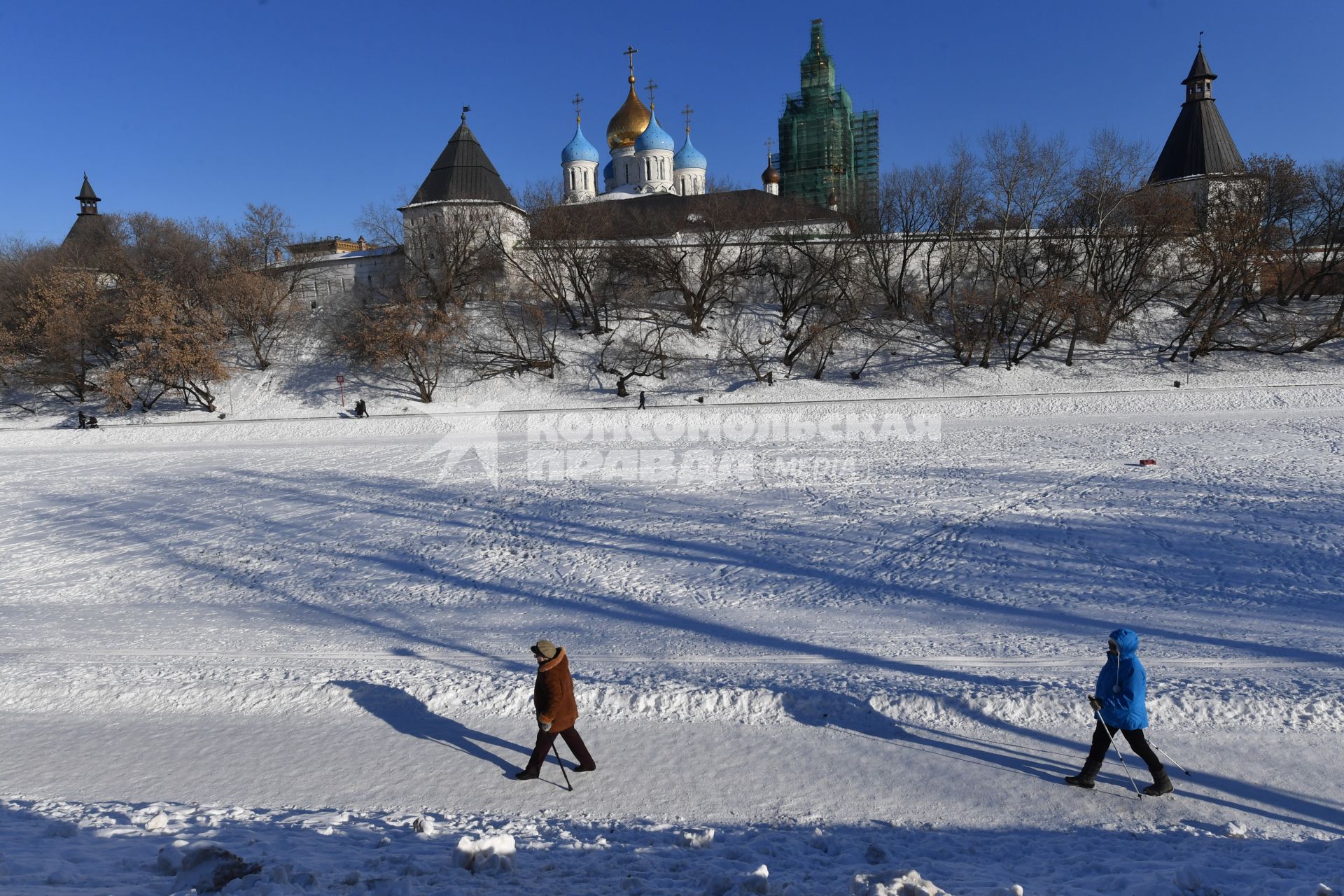 Москва. Вид на Новоспасский мужской монастырь.