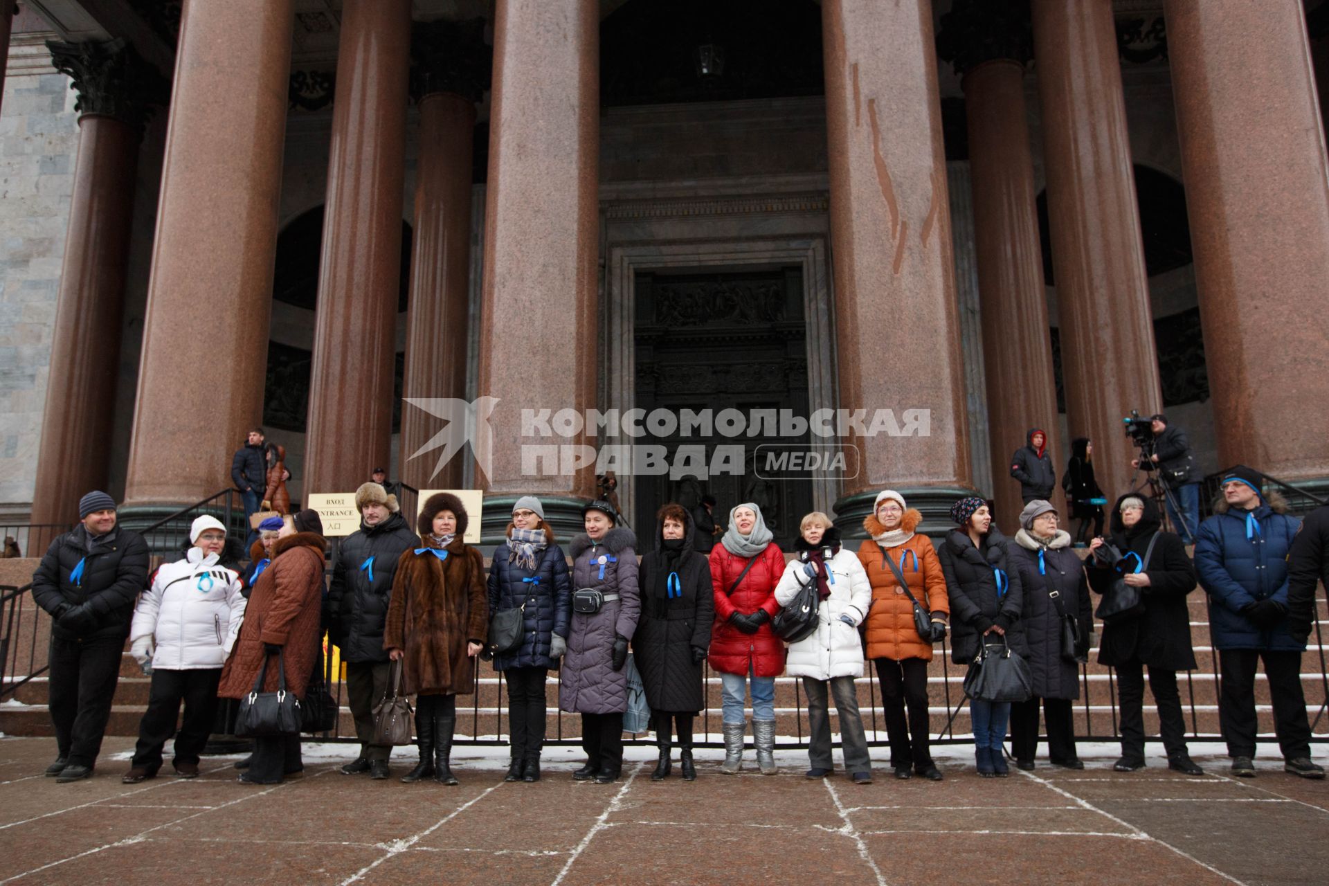 Санкт-Петербург. Митинг противников  передачи  Исаакиевского собора православной церкви.