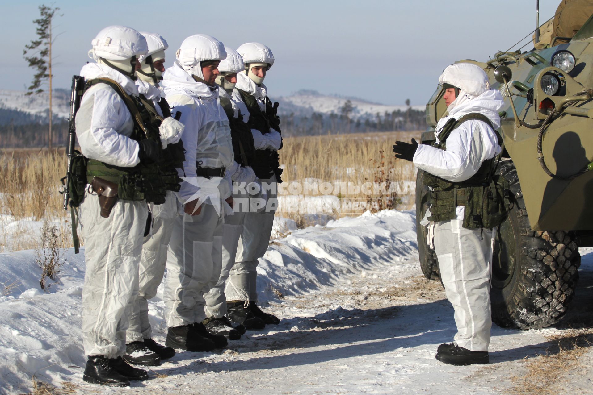 Иркутск. Военнослужащие РВСН  во время учений.