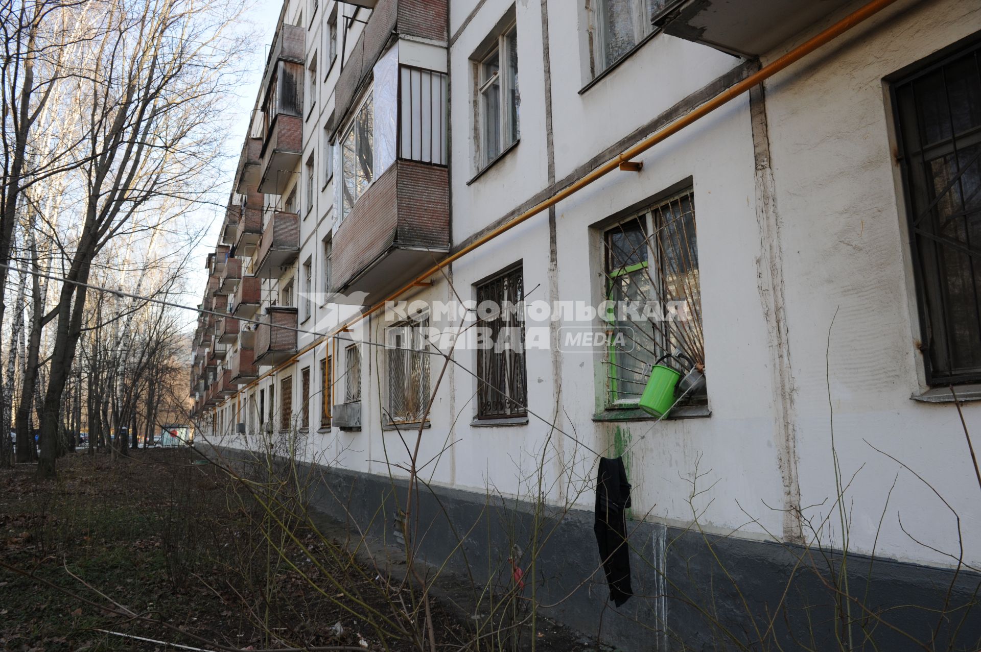 Москва.   Жилой пятиэтажный дом в районе Матвеевское.