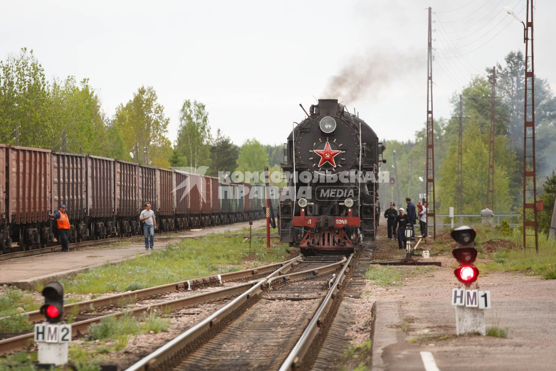 Карелия , Сортавала . Ретро-паровоз   в горный парк `Рускеала`.