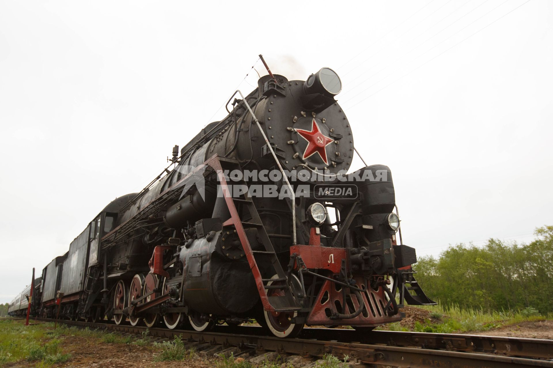 Карелия , Сортавала . Ретро-паровоз   в горный парк `Рускеала`.