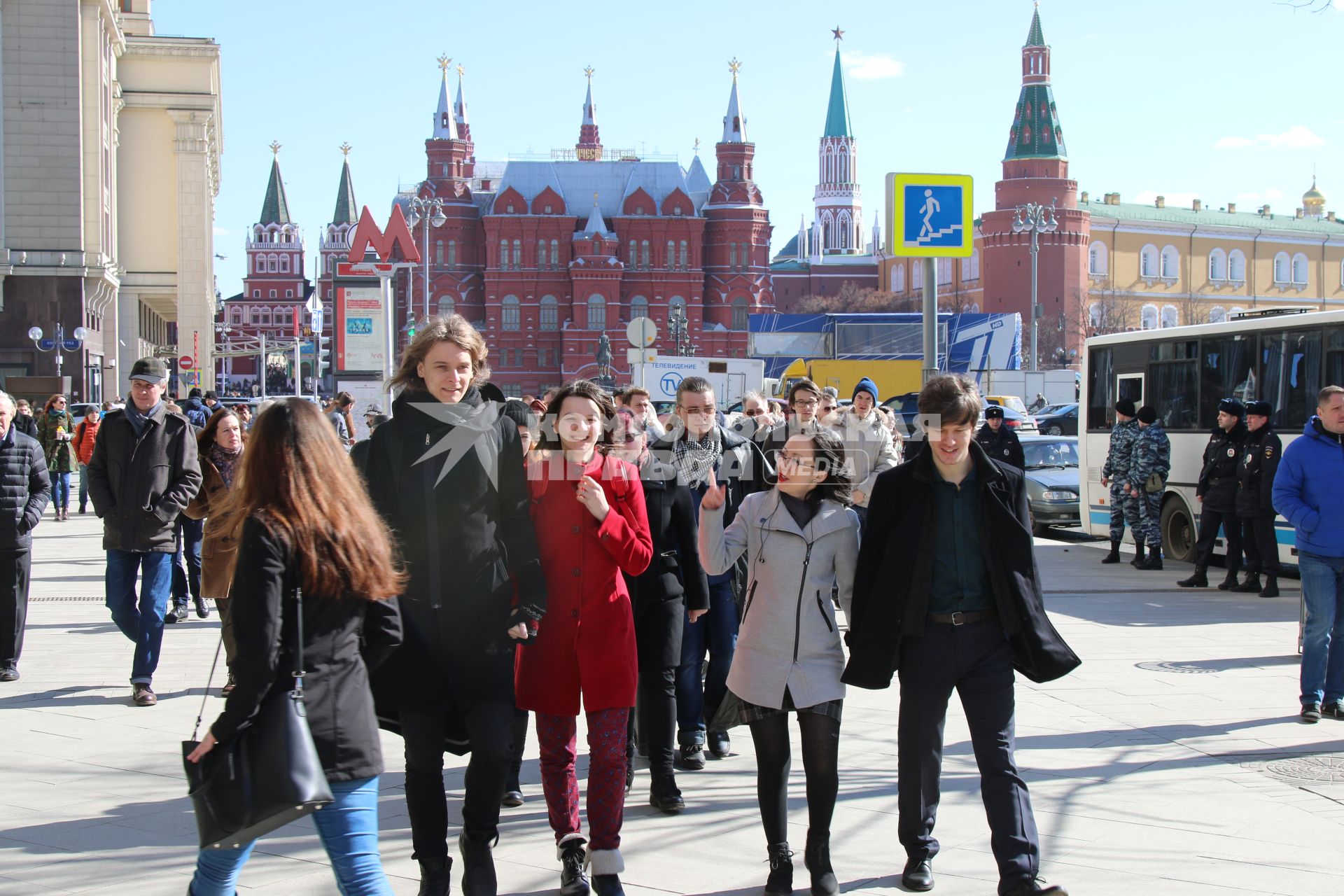 Москва.  Несанкционированная акция против коррупции сторонников оппозиционера Алексея Навального на Тверской улице.