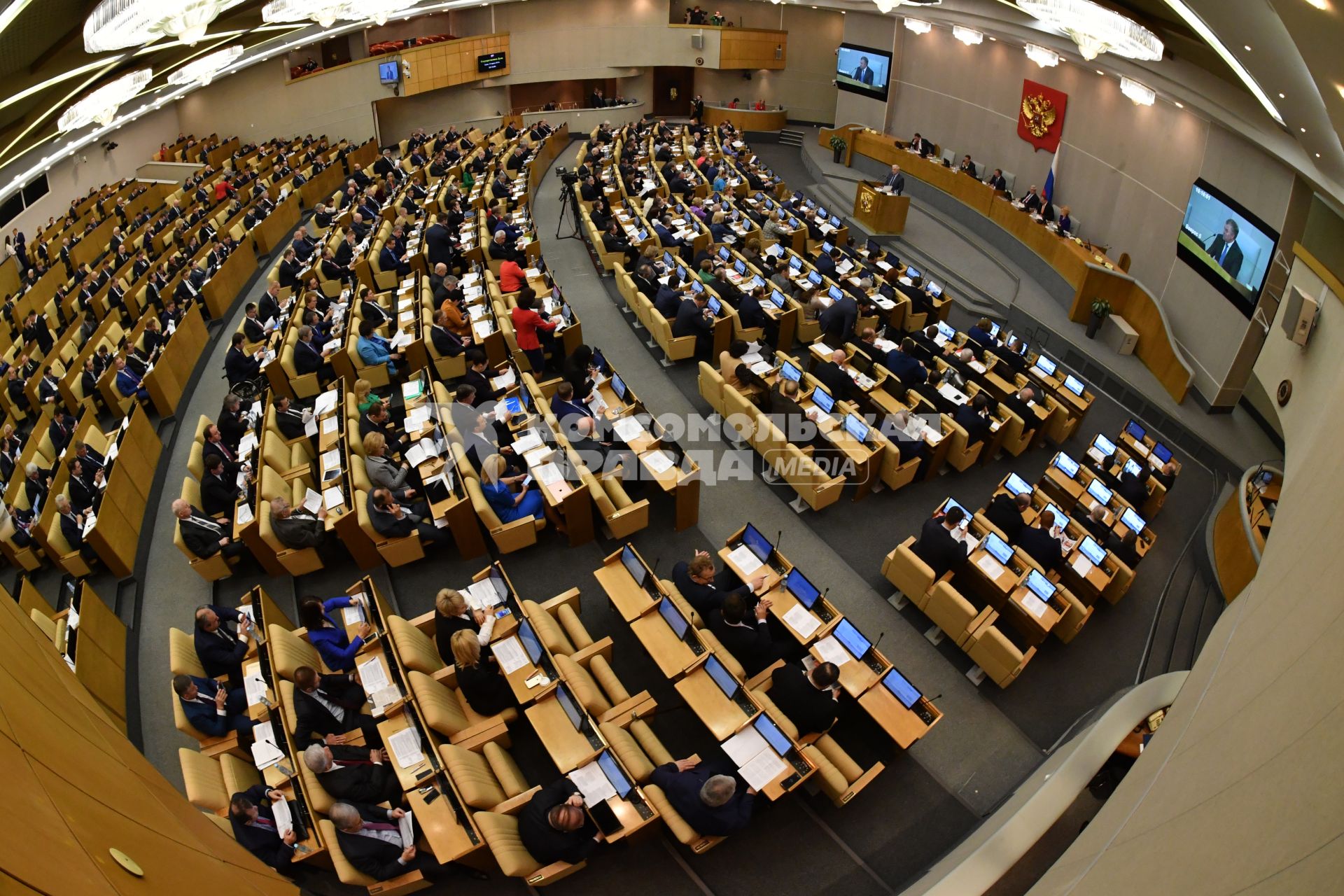 Москва.  На пленарном заседании Государственной думы РФ.