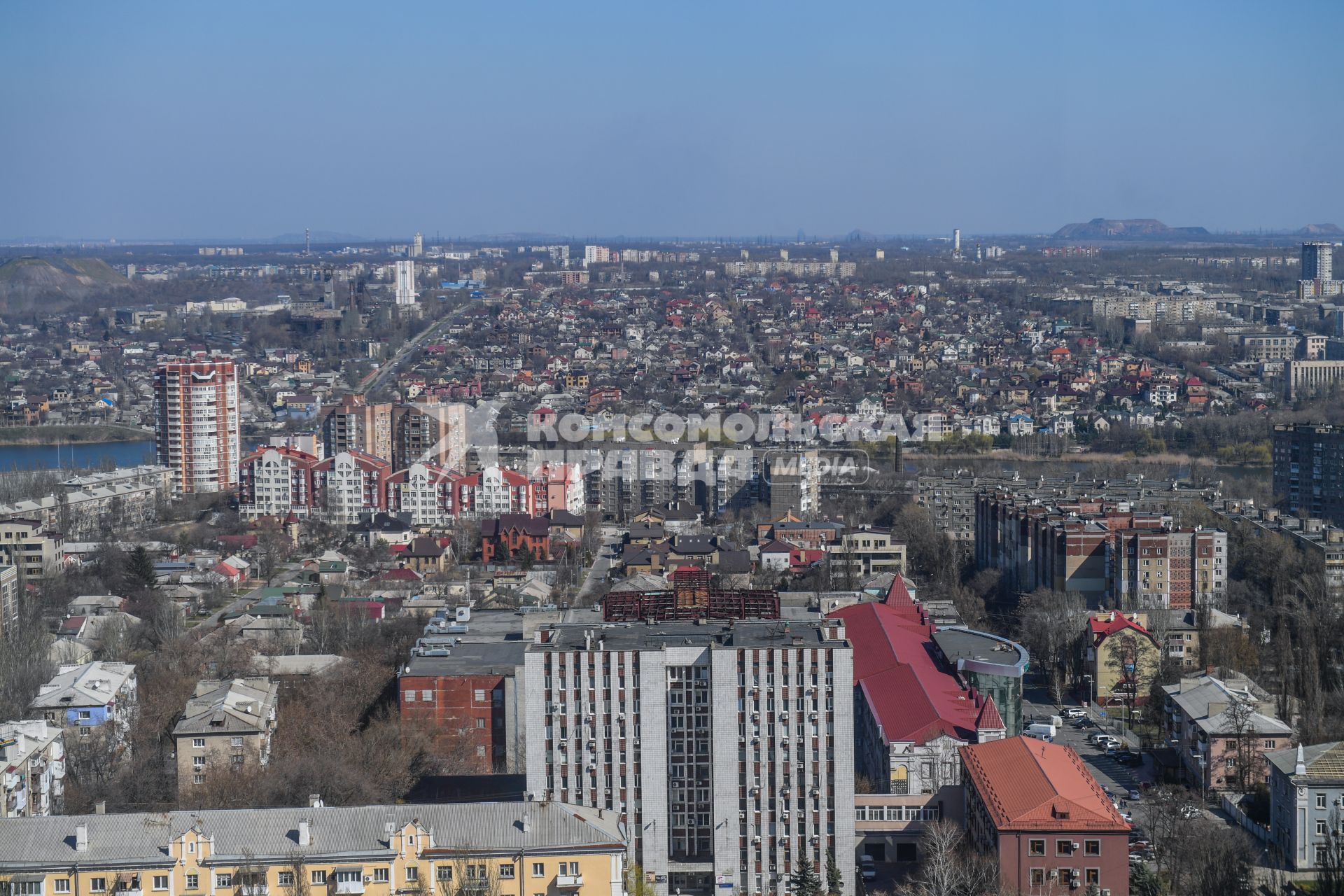 Украина, Донецк.   Вид на город с высоты.