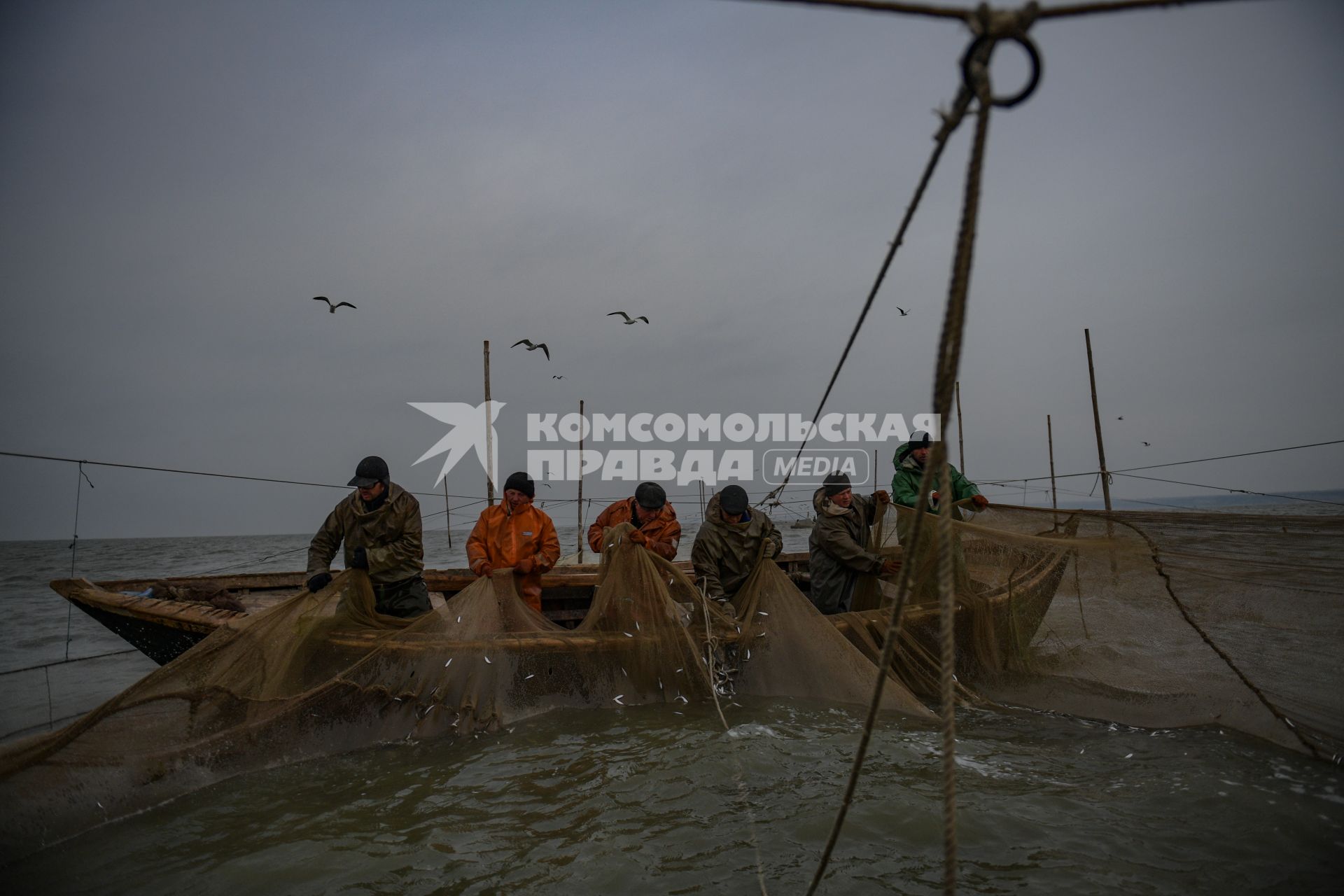 Украина, Новоазовский район , Безыменное. Промысловый лов рыбы.