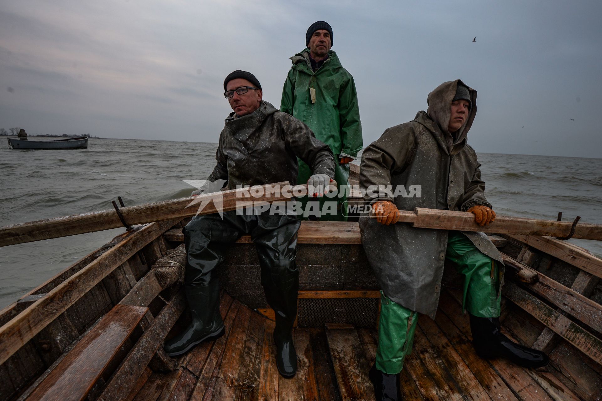 Украина, Новоазовский район , Безыменное. Промысловый лов рыбы.