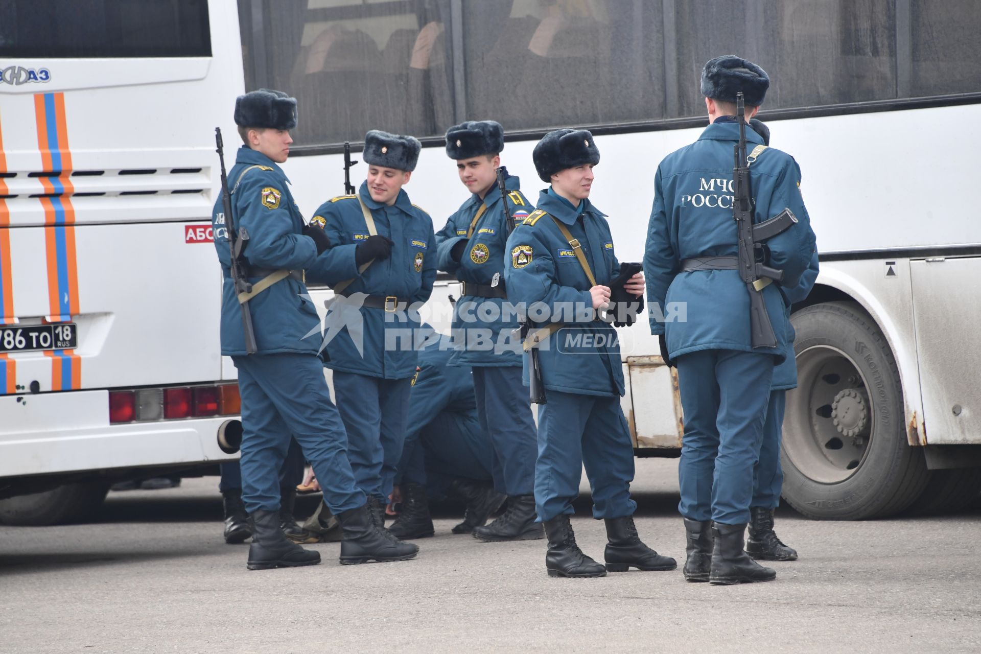 Московская область, Алабино. Участники пеших колонн парадного расчета войск перед репетицией военного парада, посвященного  72-й годовщине Победы в Великой Отечественной войне.