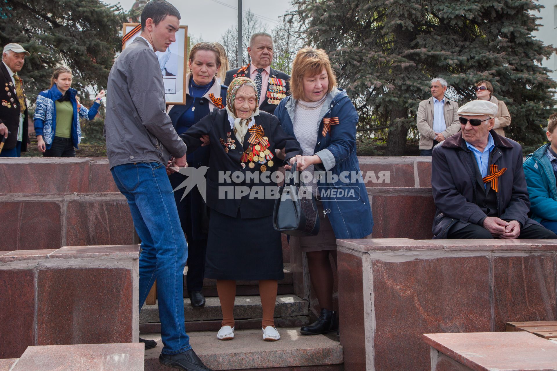 Уфа. Ветераны Великой Отечественной войны во время  праздника, посвященного 72-й годовщине Победы .