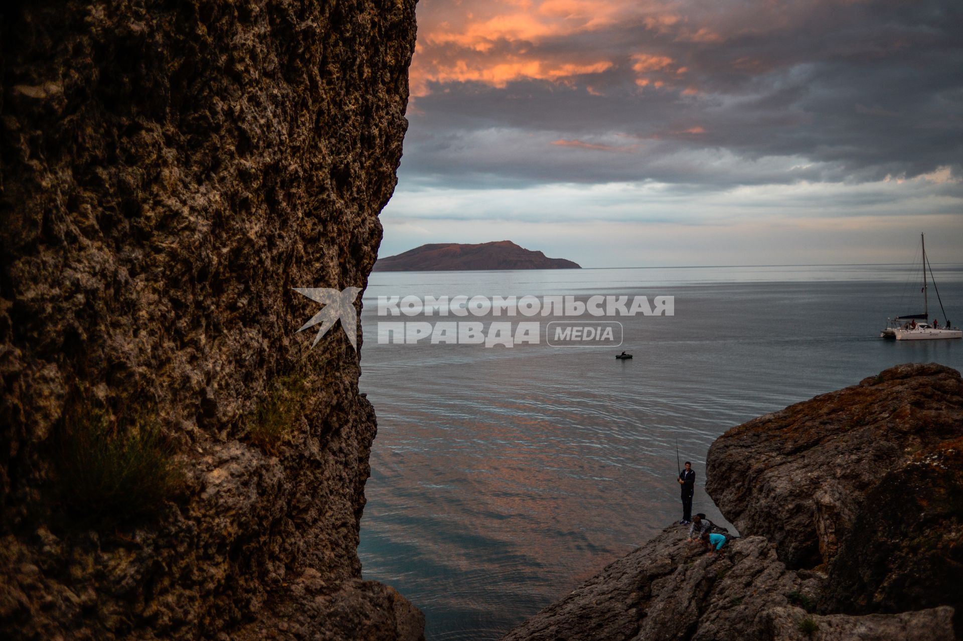 Крым, Новый Свет. Вид на Черное море с тропы Голицына.