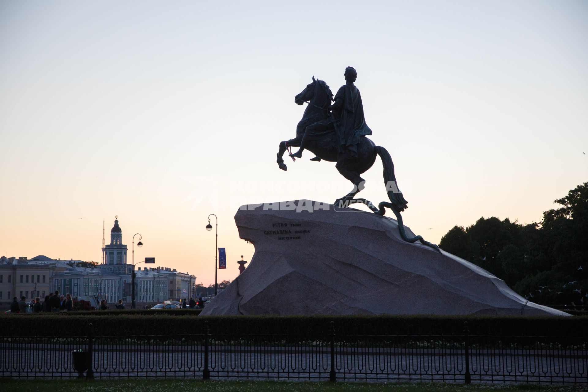 Санкт-Петербург. Памятник Петру I на Сенатской площади.