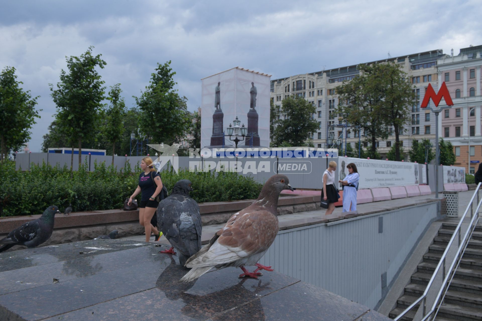 Москва. Реставрация памятника А.С.Пушкина  на Пушкинской площади.