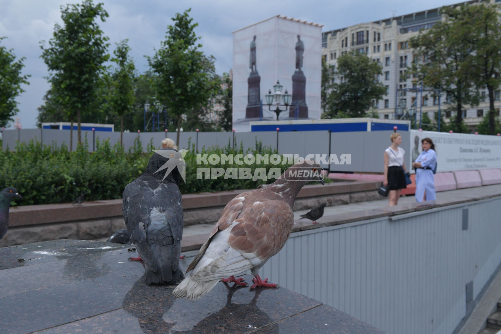 Москва. Реставрация памятника А.С.Пушкина  на Пушкинской площади.
