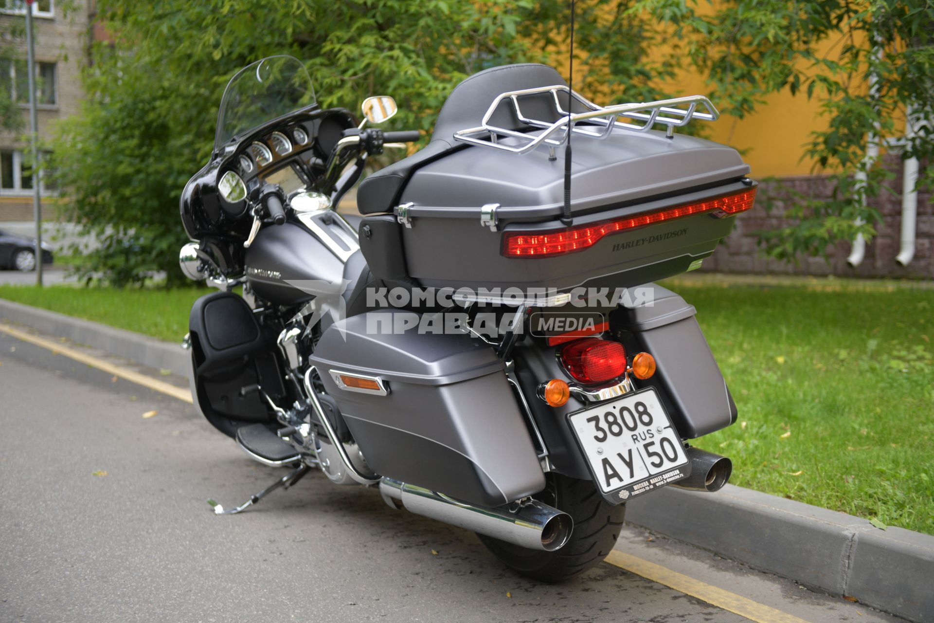 Москва.   Мотоцикл HARLEY DAVIDSON.