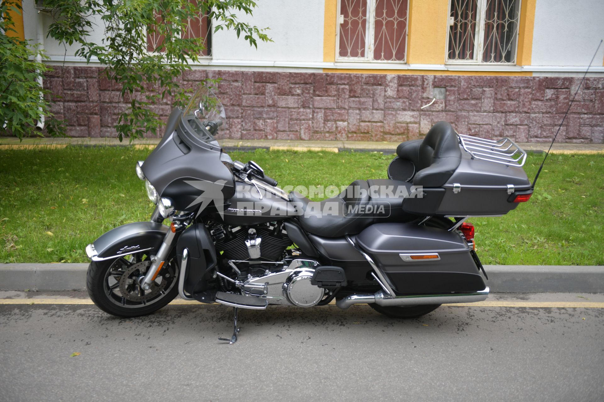 Москва.   Мотоцикл HARLEY DAVIDSON.