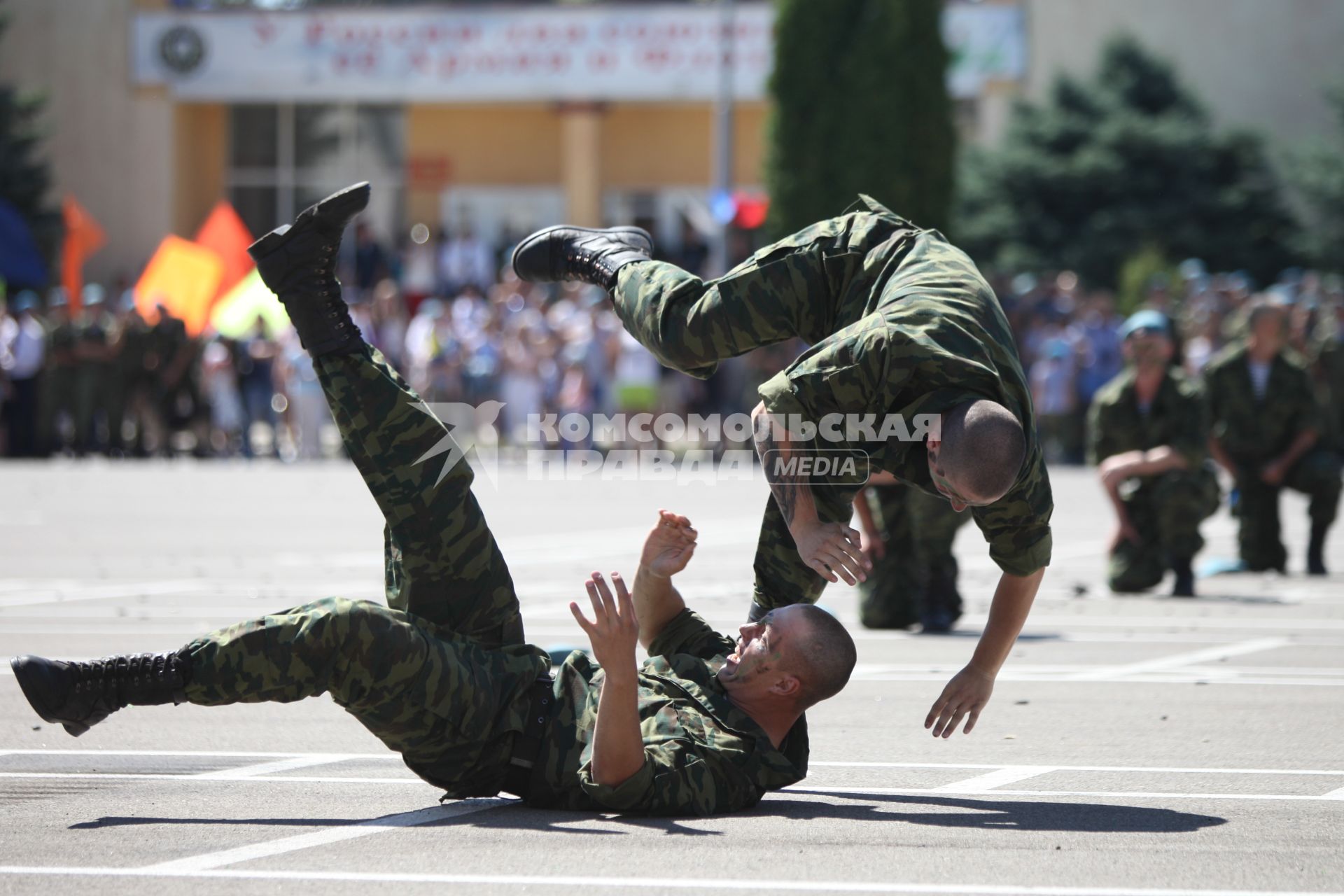 Ставрополь.  Празднование Дня Воздушно-десантных войск России.