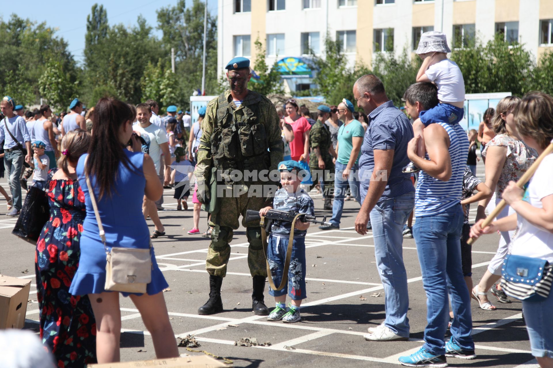 Ставрополь.  Празднование Дня Воздушно-десантных войск России.