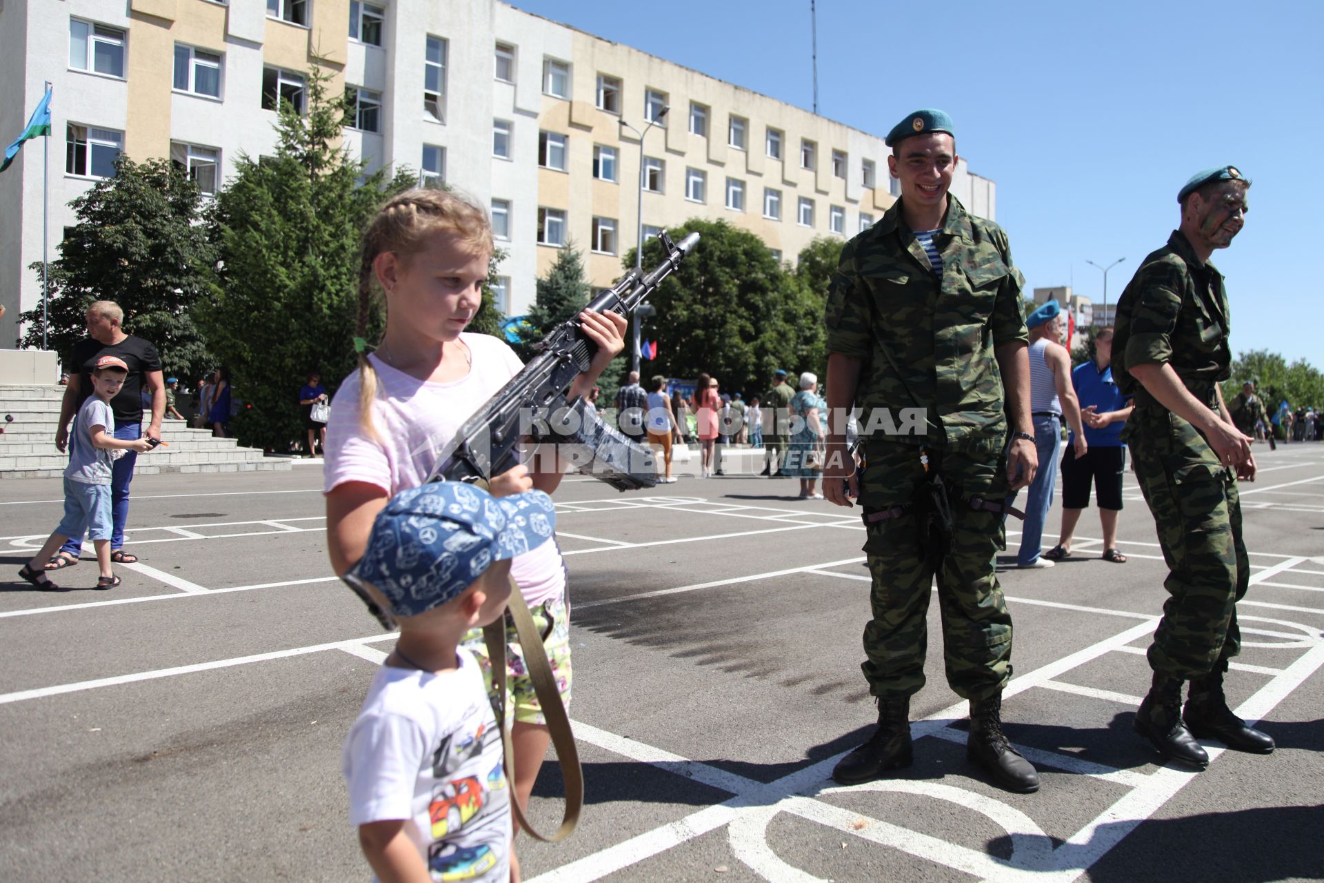 Ставрополь.  Празднование Дня Воздушно-десантных войск России.