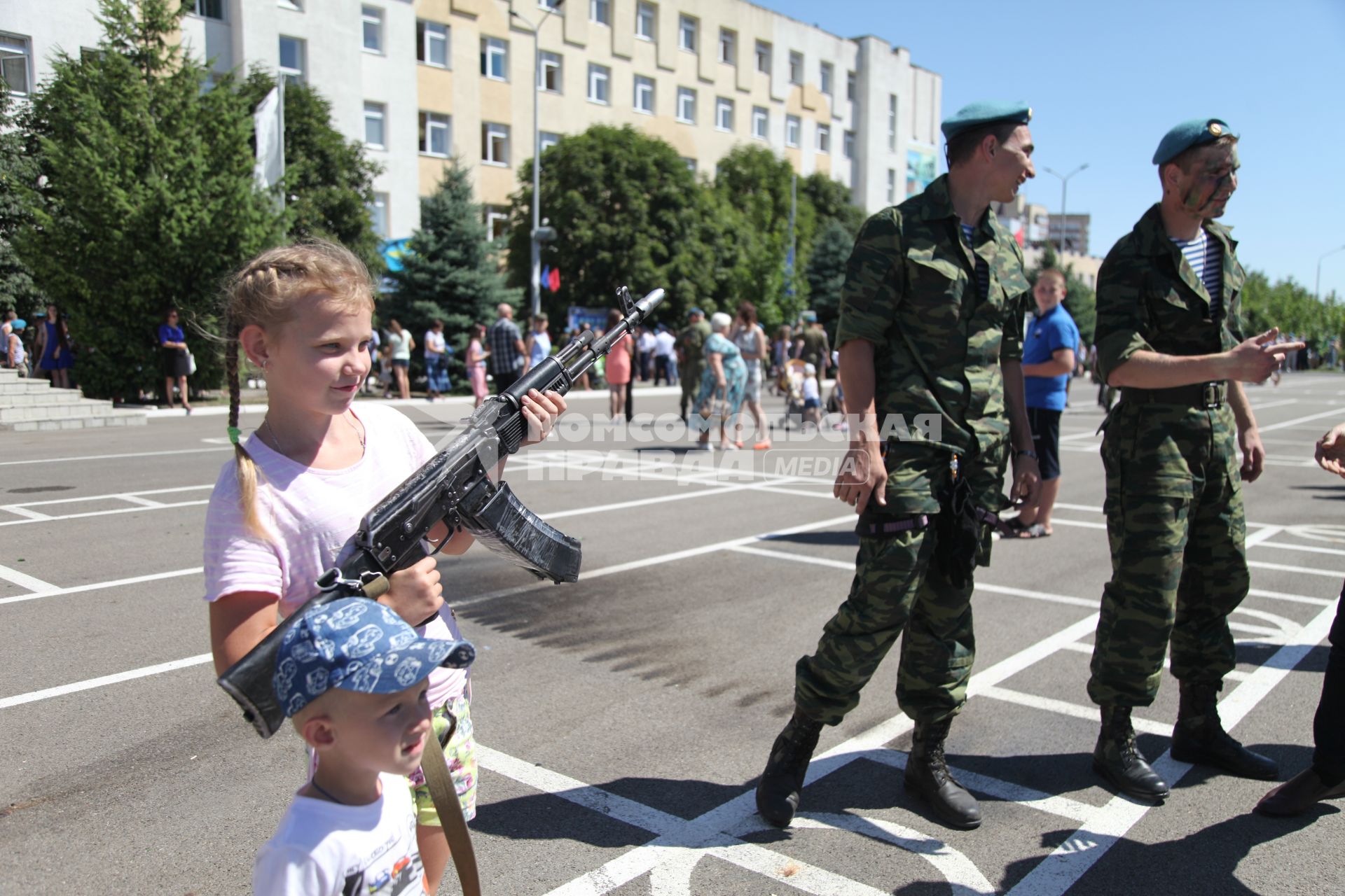 Ставрополь.  Празднование Дня Воздушно-десантных войск России.