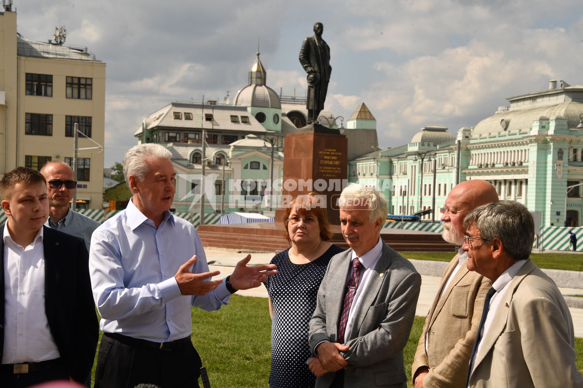 Москва. Мэр Москвы Сергей Собянин во время осмотра реконструкции площади Тверской заставы.