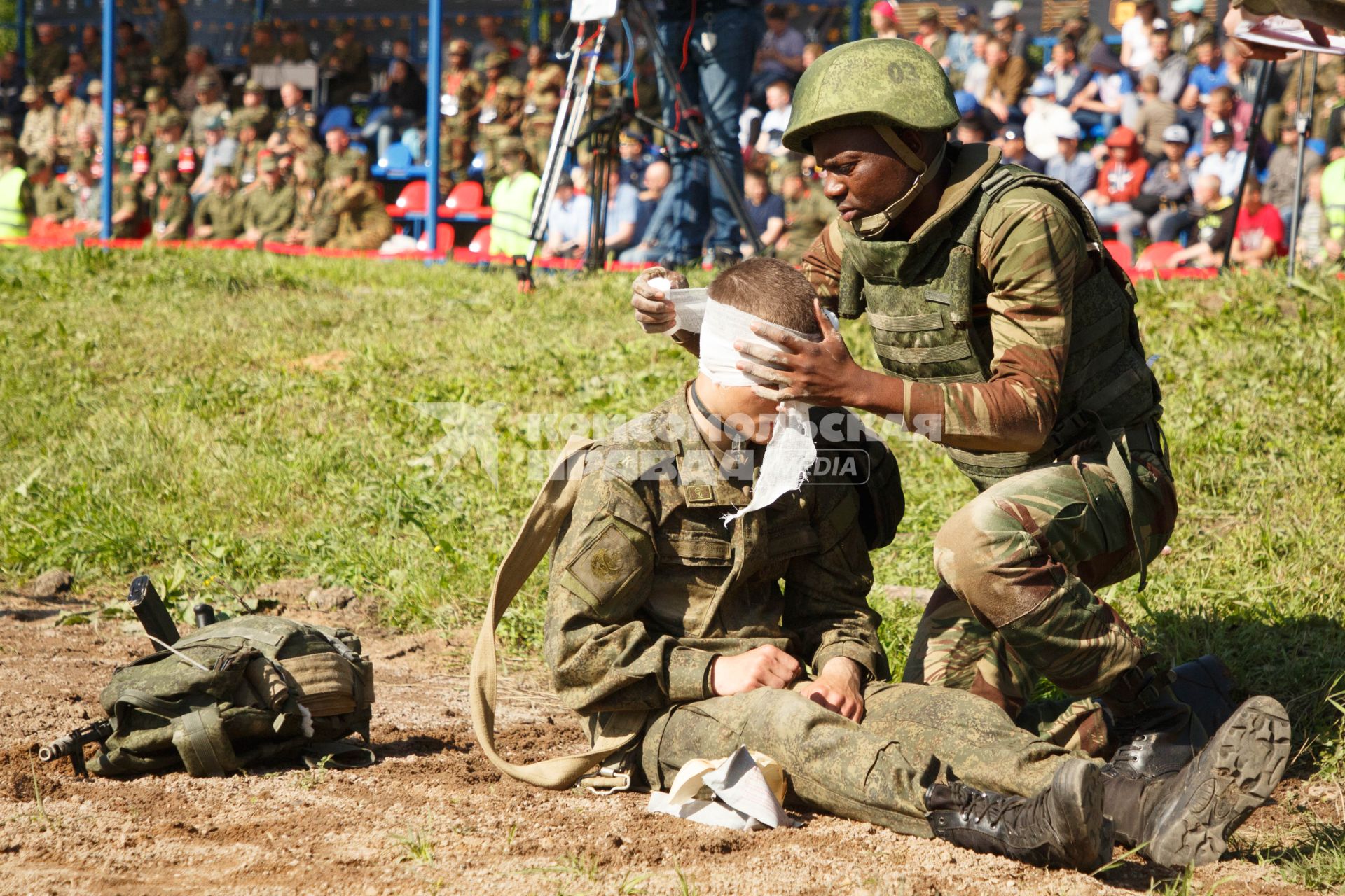 Ленинградская область. Военнослужащие во время  конкурса `Военно-медицинская эстафета`, проходящего в рамках  Армейских международных игр-2017.