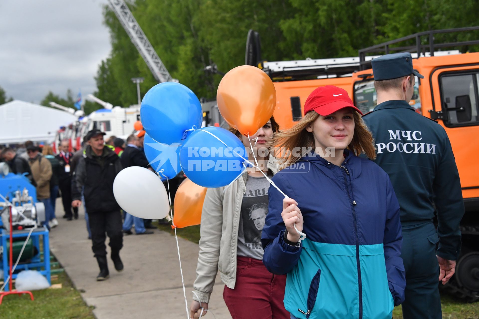 Московская область, Ногинск.   Посетители на  Международном салоне средств обеспечения безопасности `Комплексная безопасность-2017`.