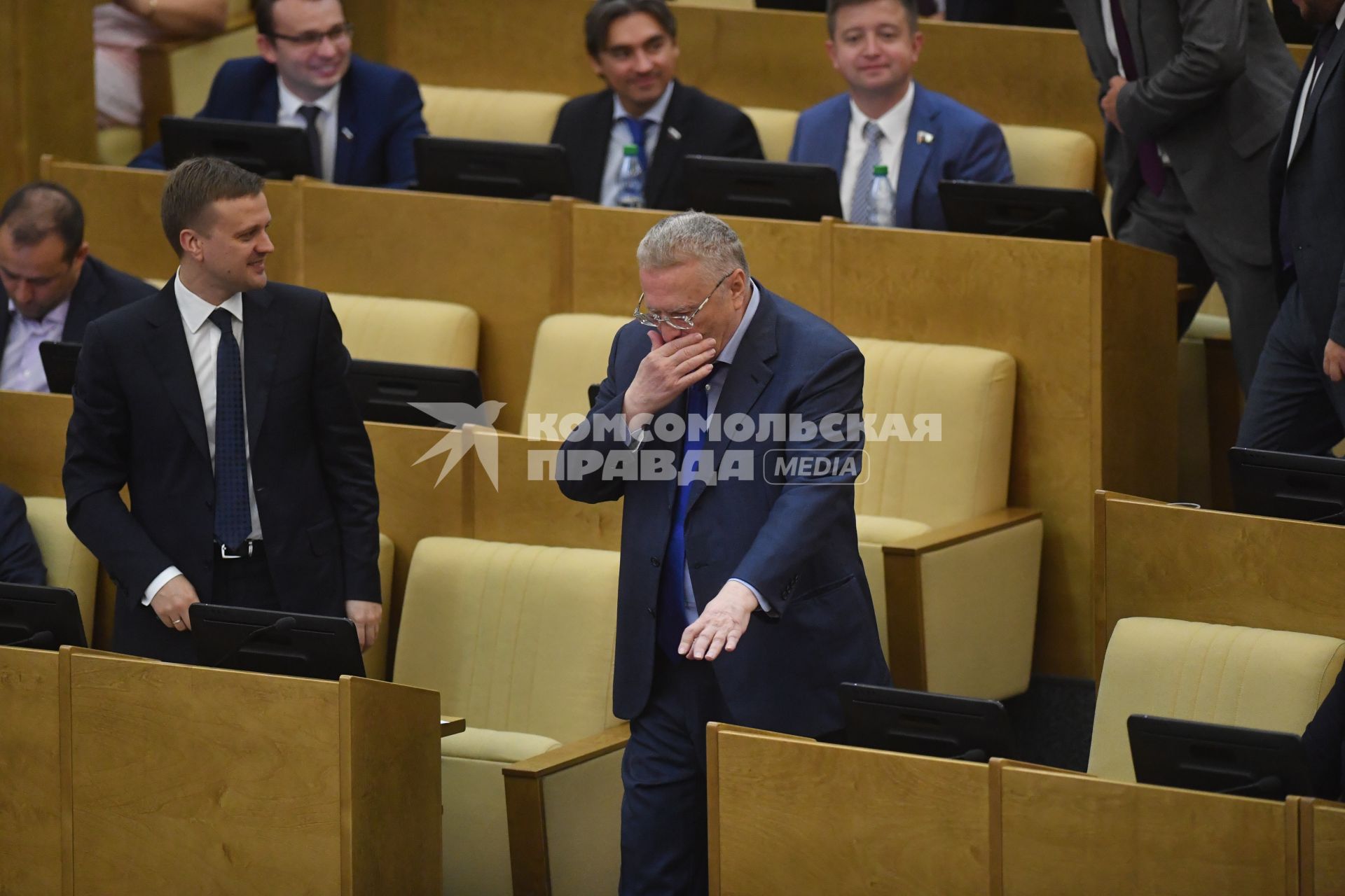 Москва. Лидер  ЛДПР Владимир Жириновский   на первом пленарном  заседании  осенней сессии Госдумы РФ .