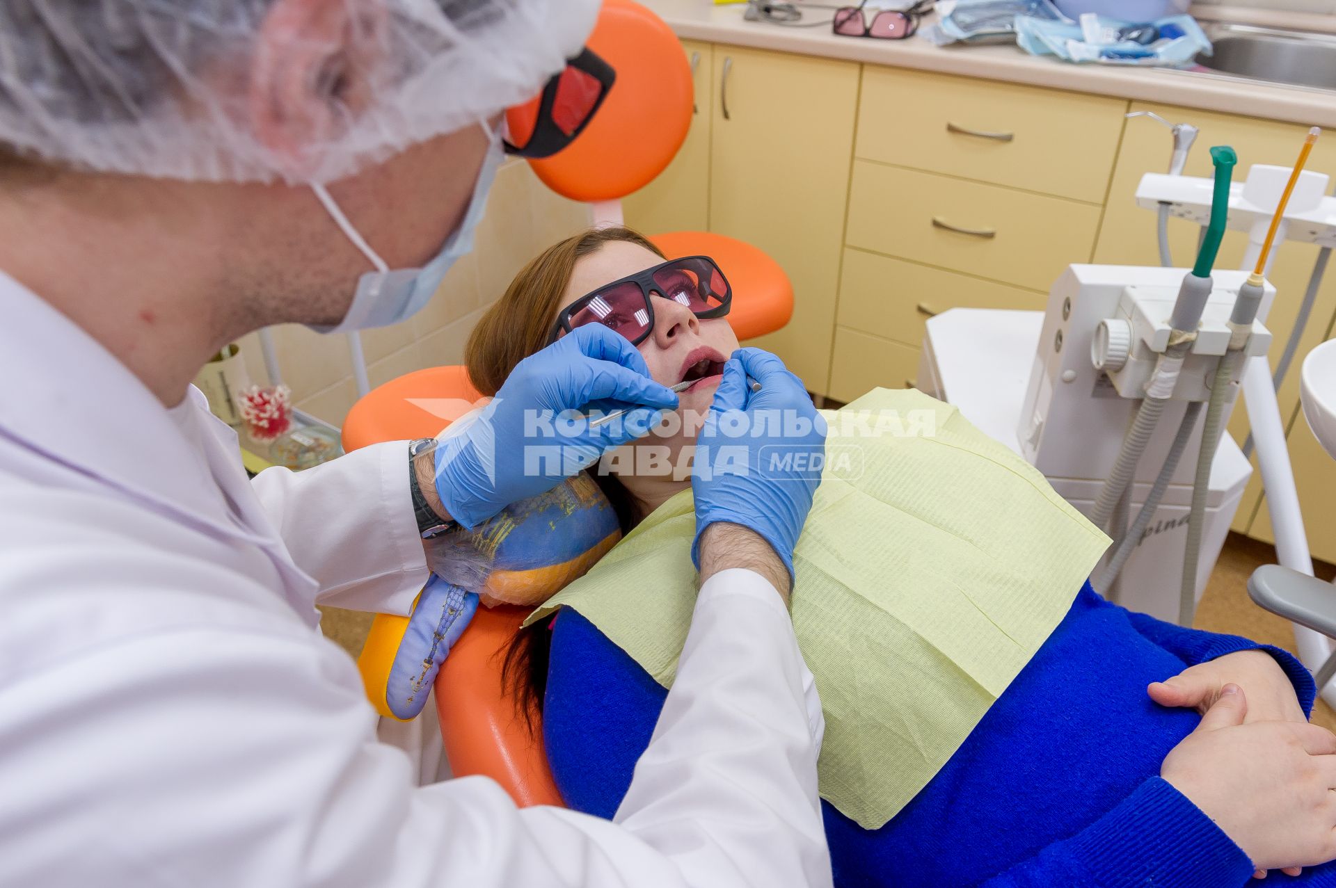 Санкт-Петербург.  Лечение зубов в стоматологической клинике Dent Craft.