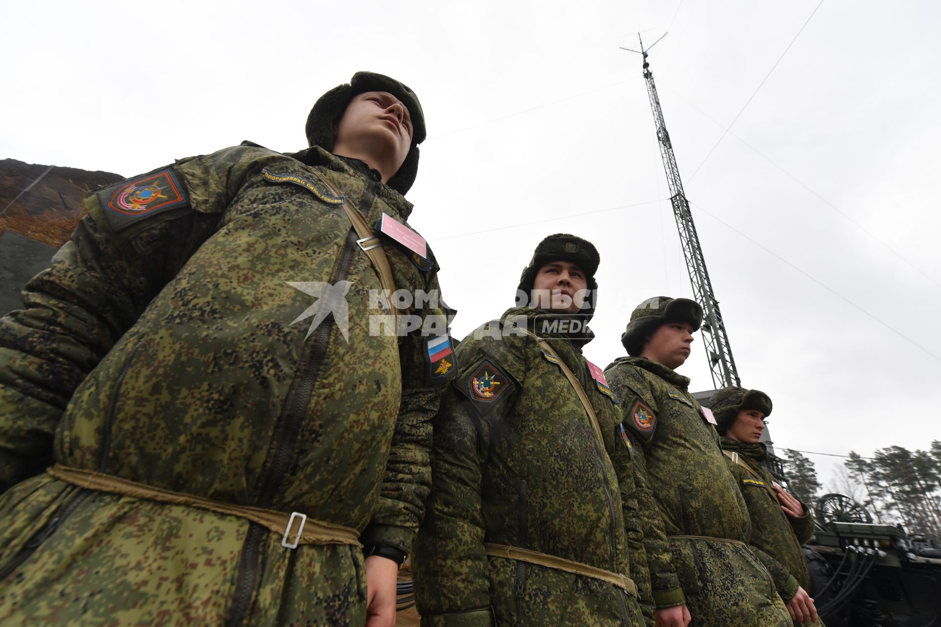 Зеленоград.   Военнослужащие  ПВО  войск Воздушно-космической обороны  на боевом дежурстве .