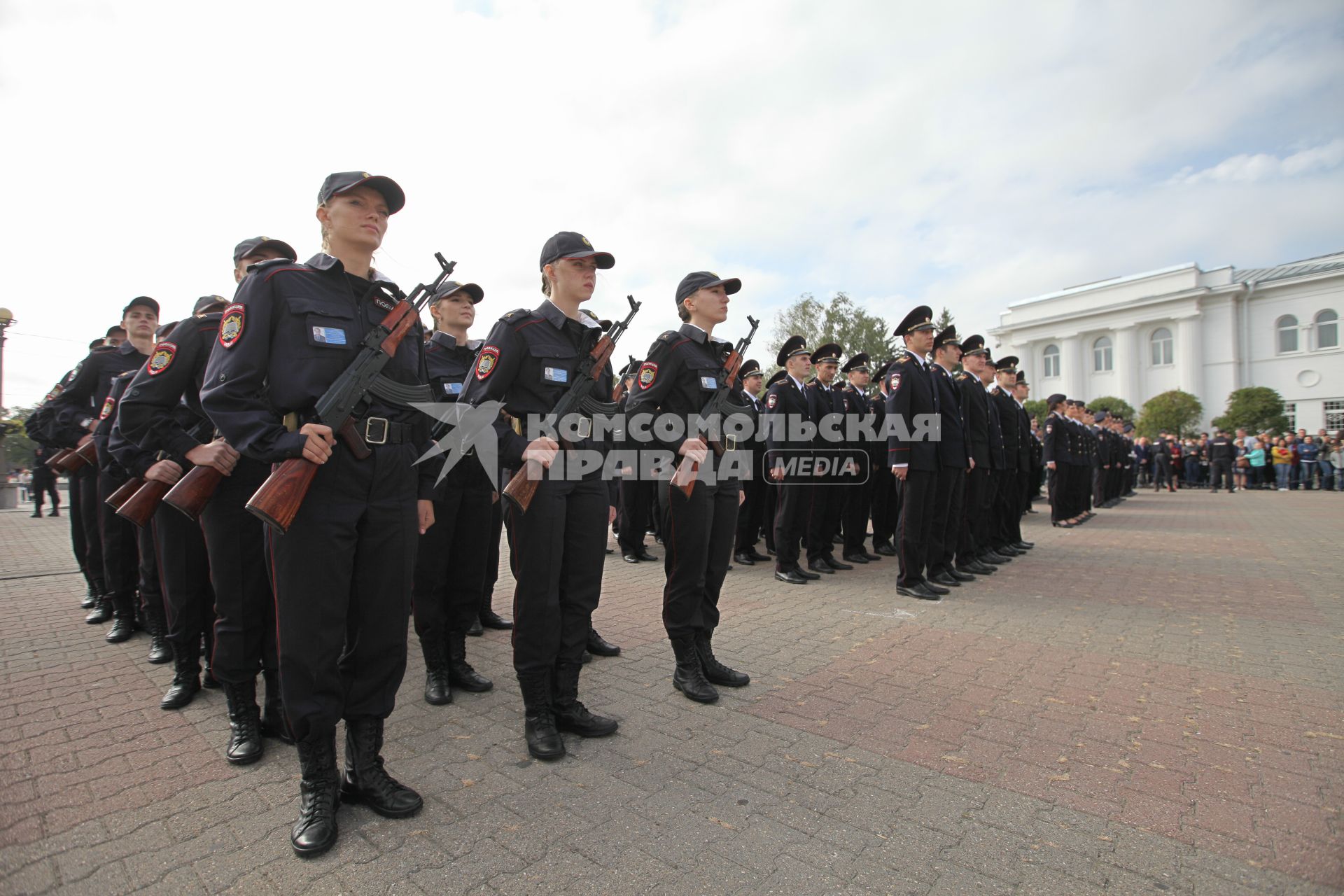 Стасрополь. Курсанты  университета МВД приняли присягу в День Ставропольского края.