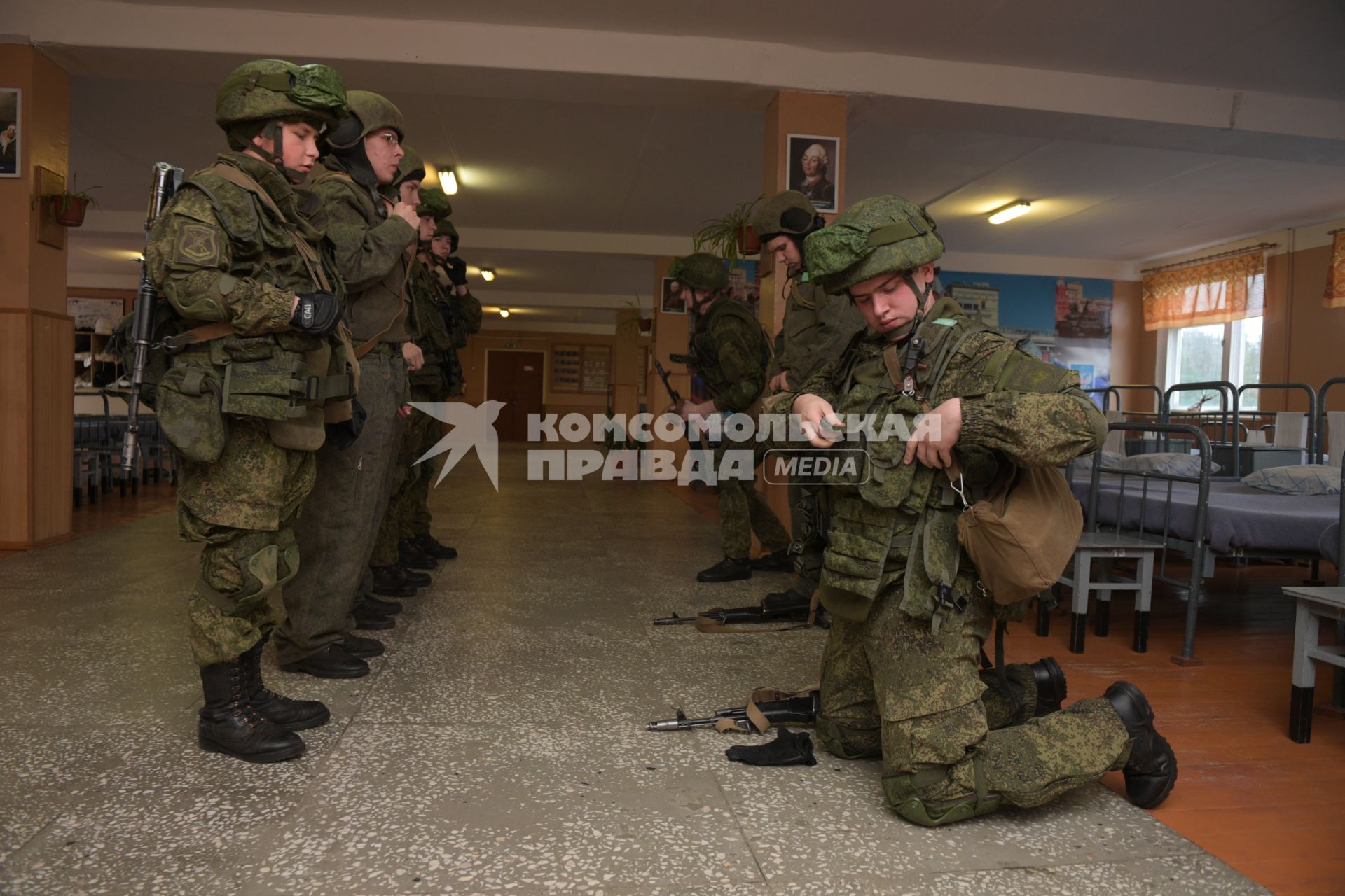 Бологое, пос.Озерный. Солдаты срочной службы .