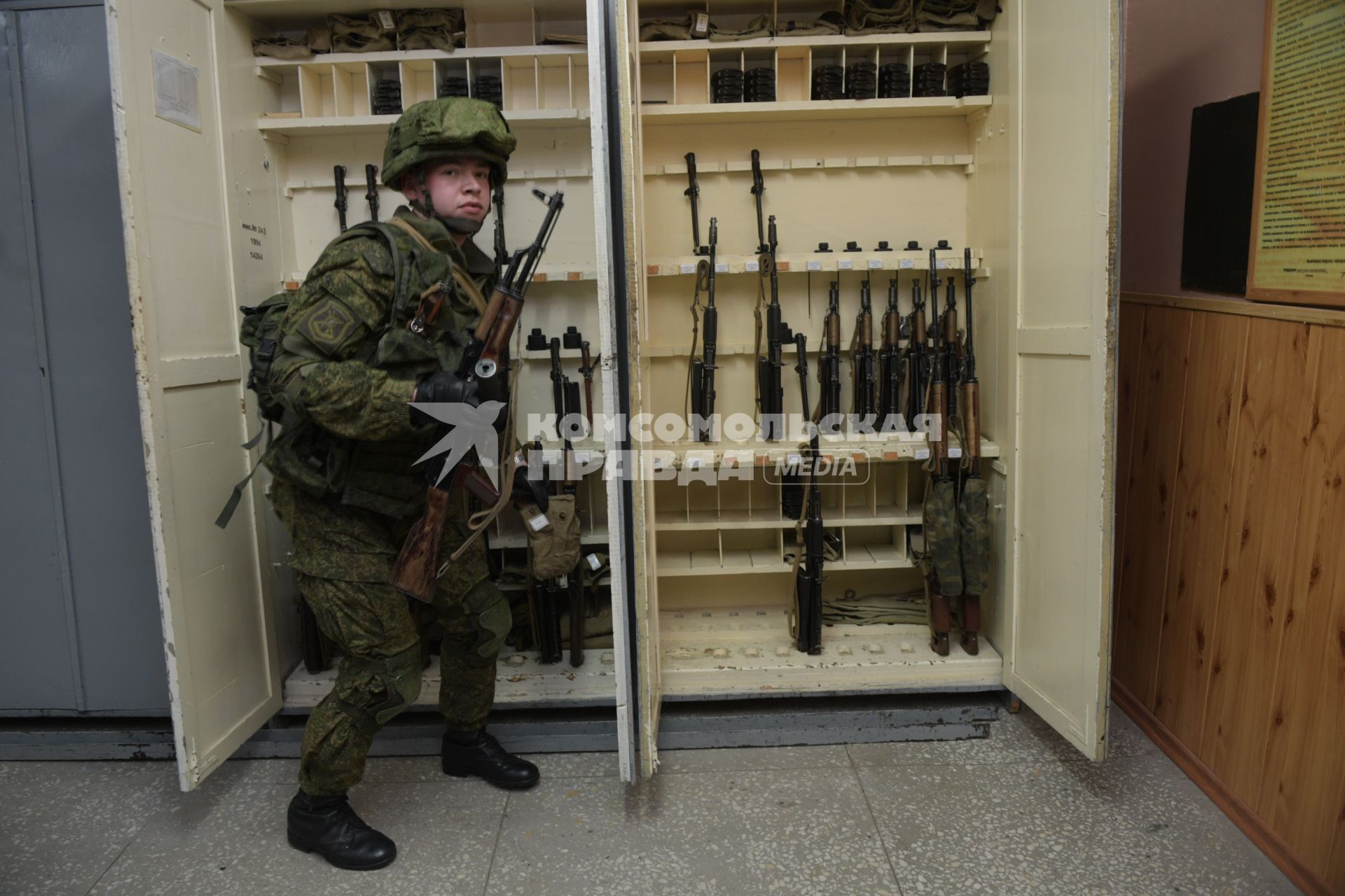 Бологое, пос.Озерный. Солдаты срочной службы .