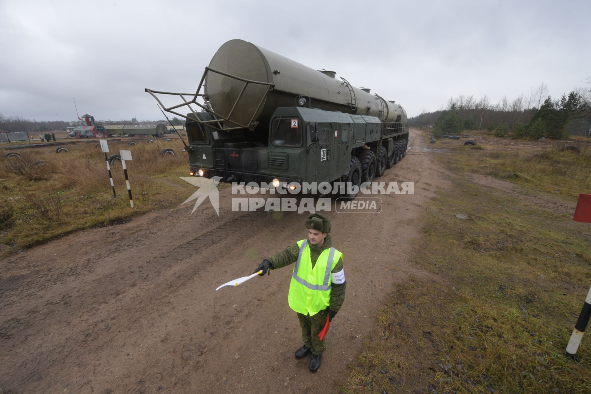 Бологое, пос.Озерный.  Мобильный ракетный  комплекс `Тополь`.