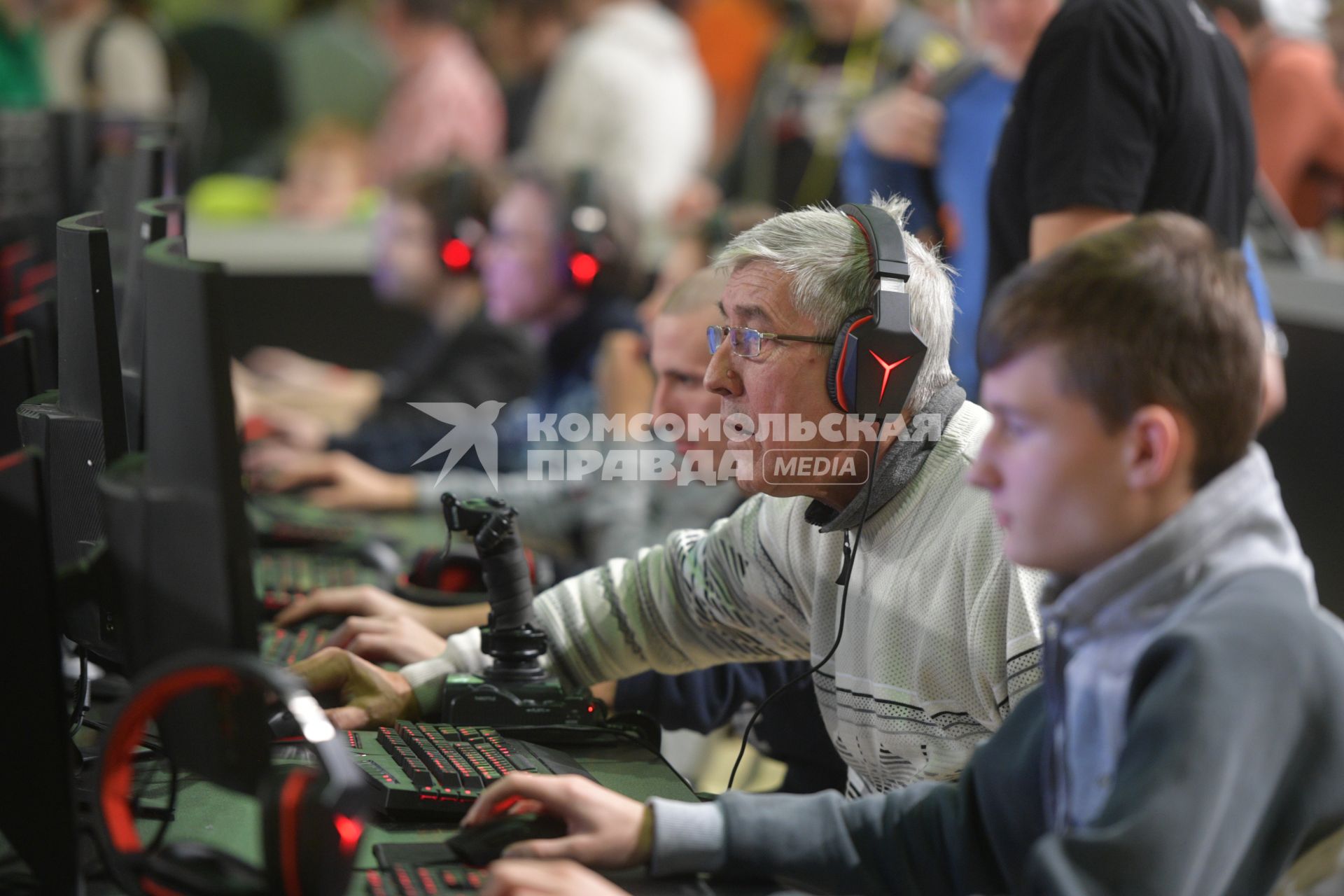 Москва. Фестиваль для поклонников игр Wargaming FEST WG FEST 2017  в Экспоцентре .