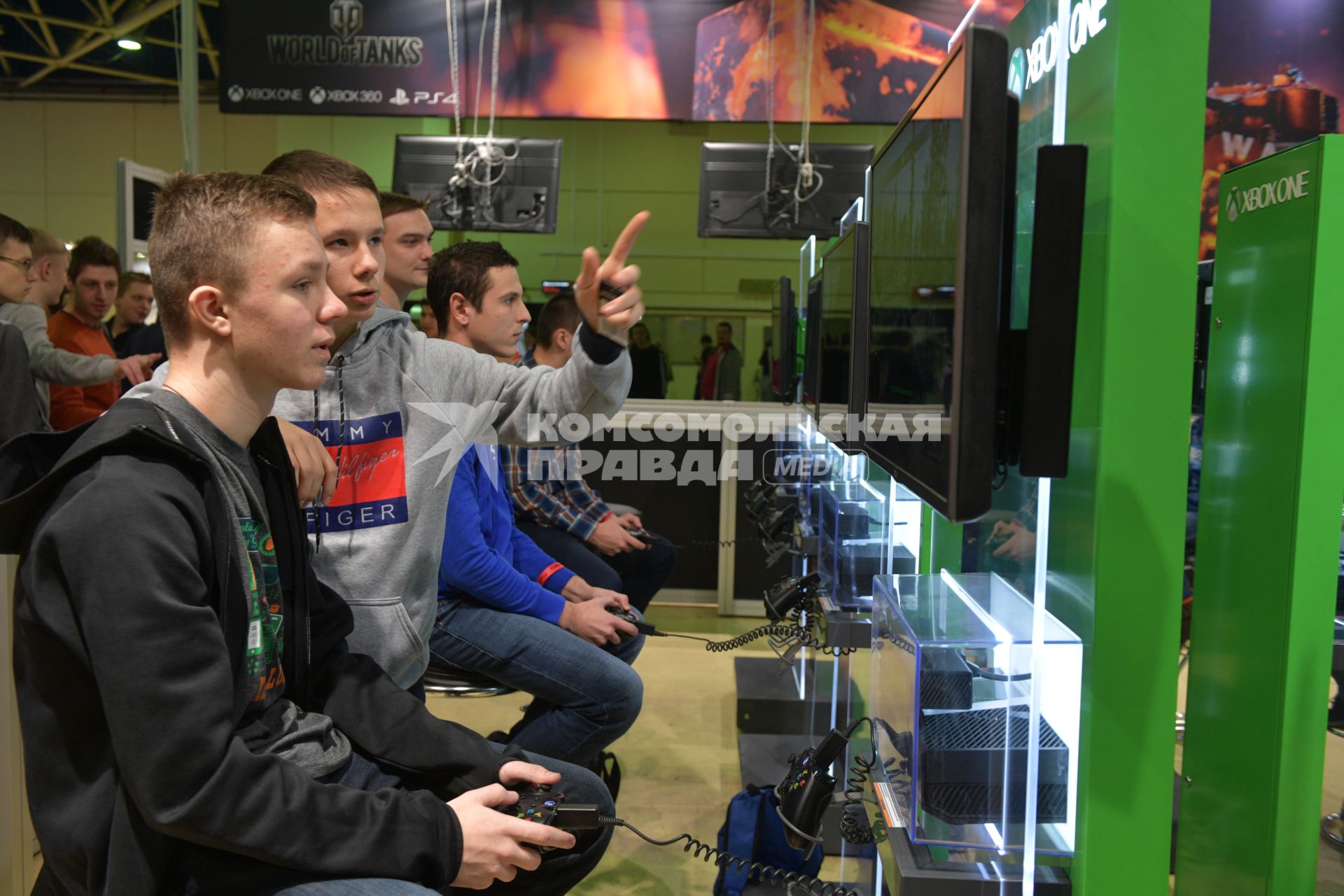 Москва. Фестиваль для поклонников игр Wargaming FEST WG FEST 2017  в Экспоцентре .