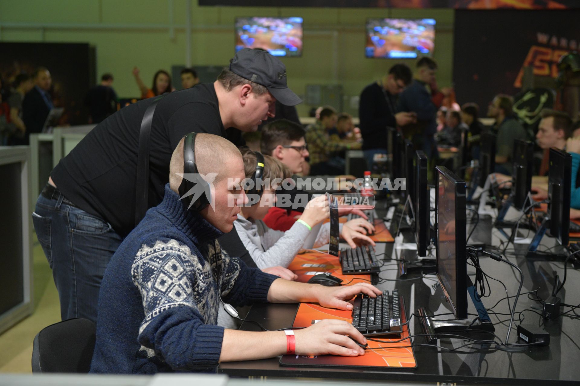 Москва. Фестиваль для поклонников игр Wargaming FEST WG FEST 2017  в Экспоцентре .