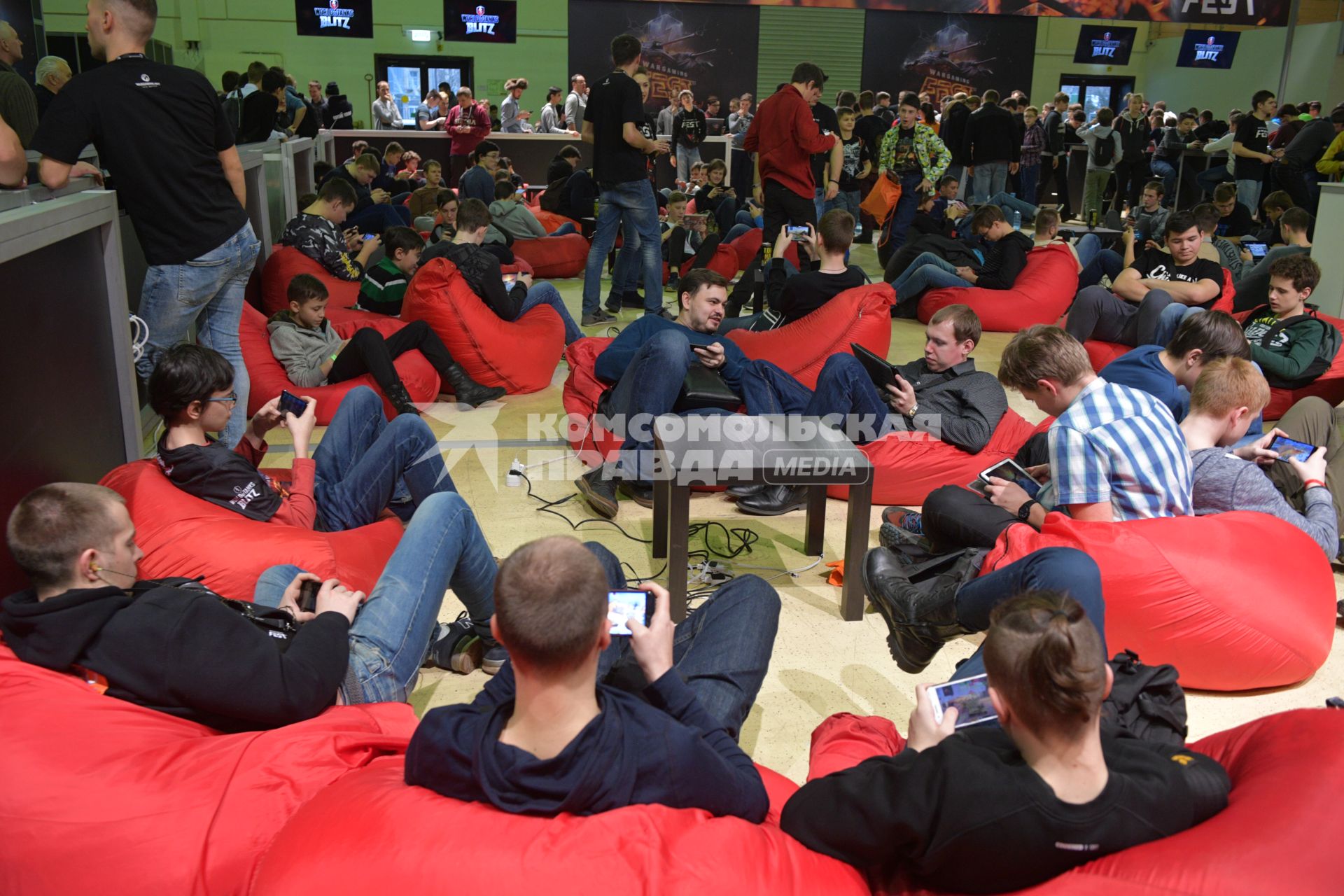 Москва. Фестиваль для поклонников игр Wargaming FEST WG FEST 2017  в Экспоцентре .