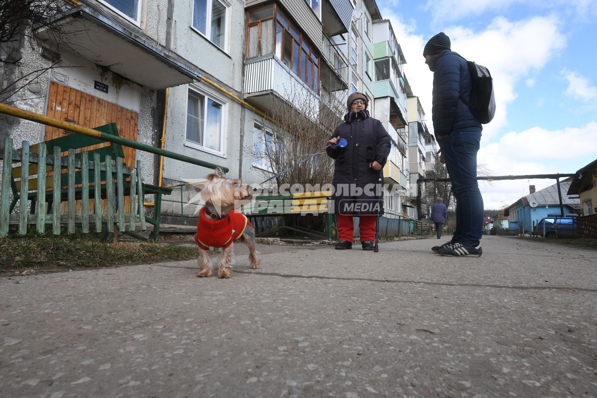 Русиново.  На улицах  `города слепых`.