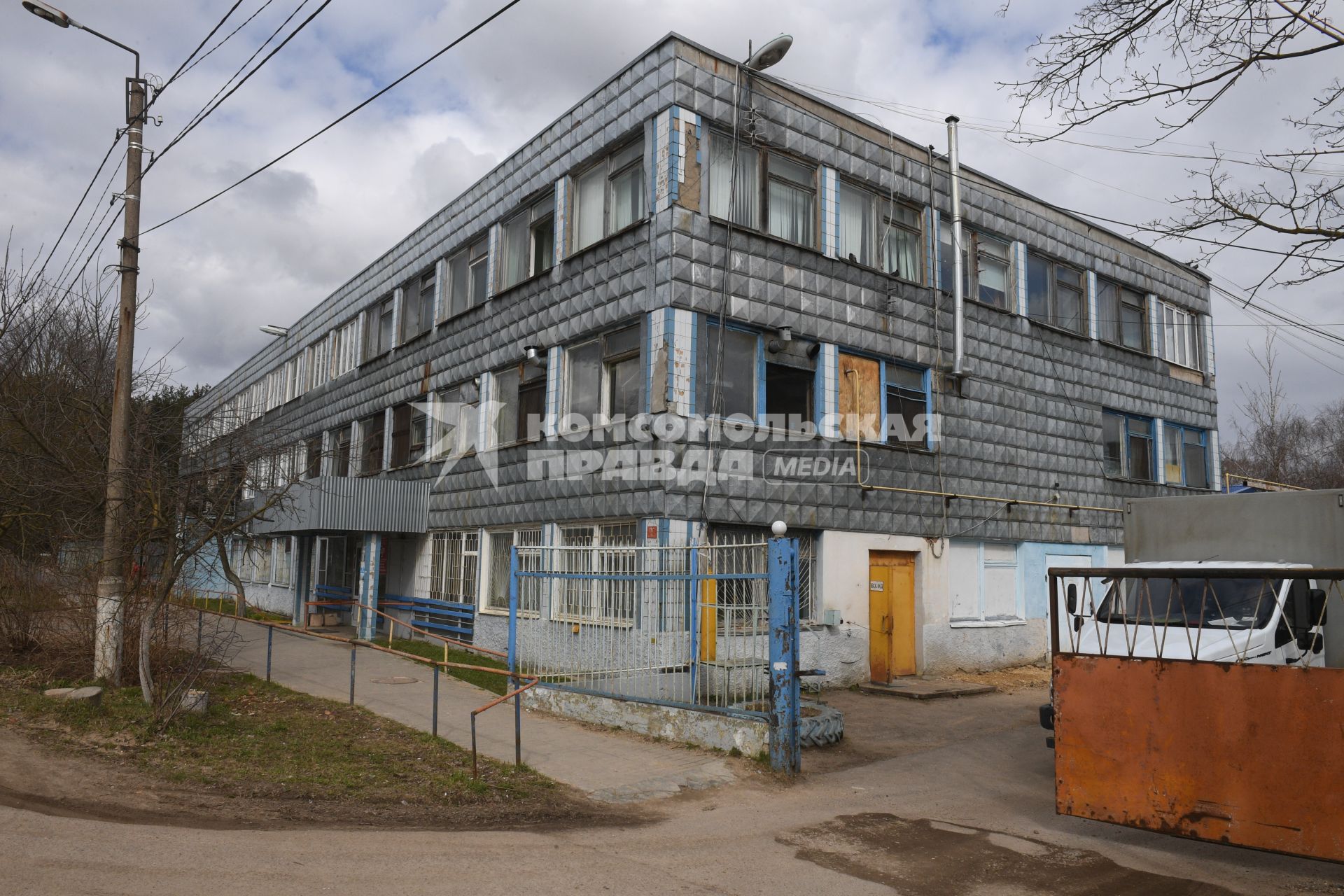 Русиново.  Боровское предприятие `Рус и Ново Пак`  Всероссийского общества слепых.