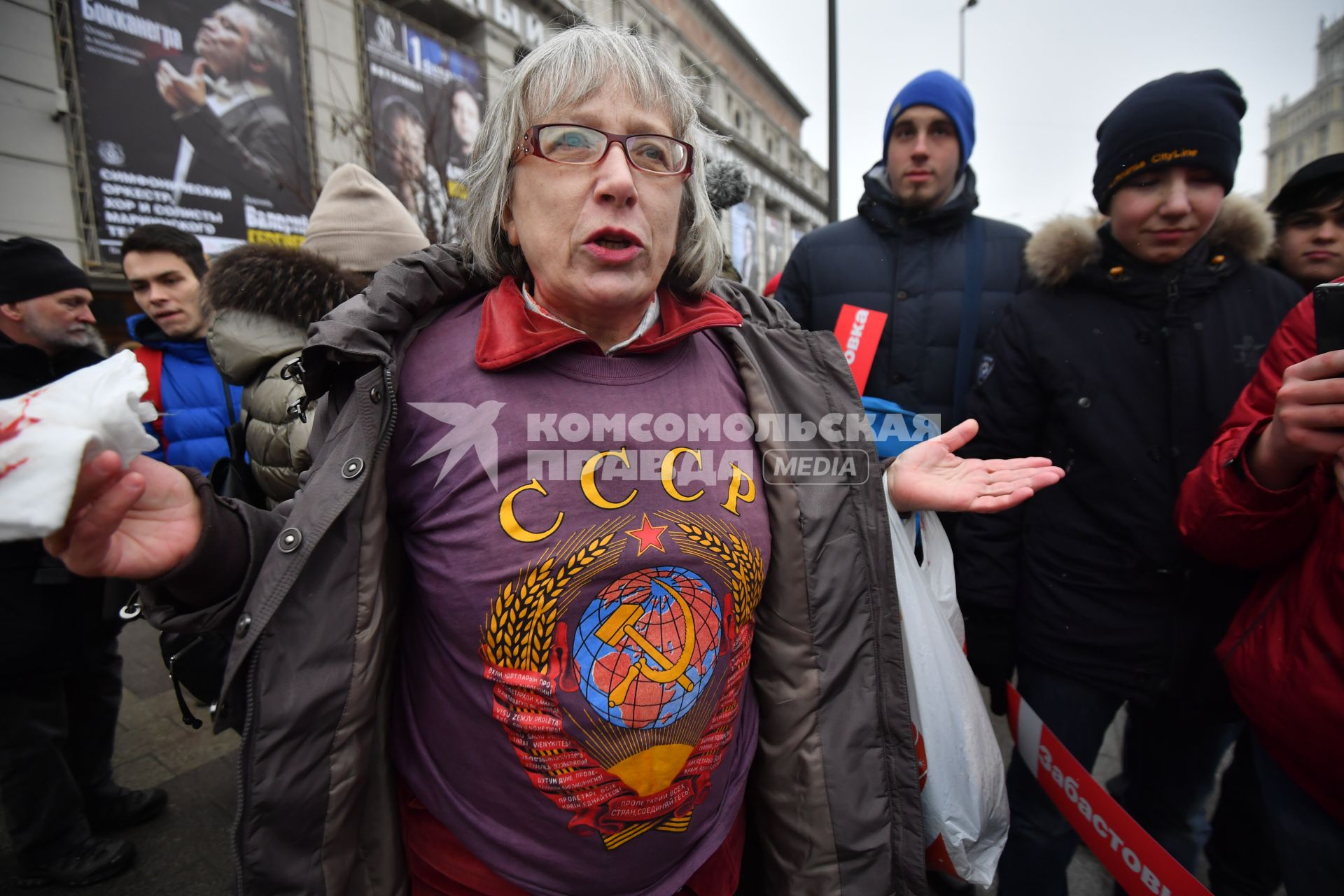 Москва. Участники несанкционированной акции в рамках `Забастовки избирателей` на Триумфальной площади.