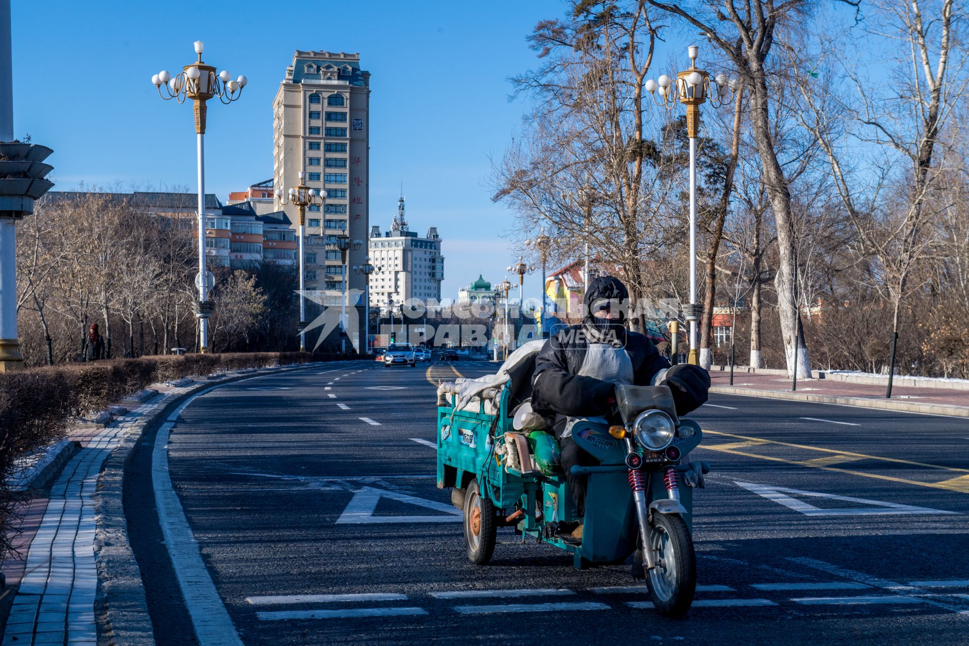 Китай, Хэйхэ. Повседневная жизнь города.