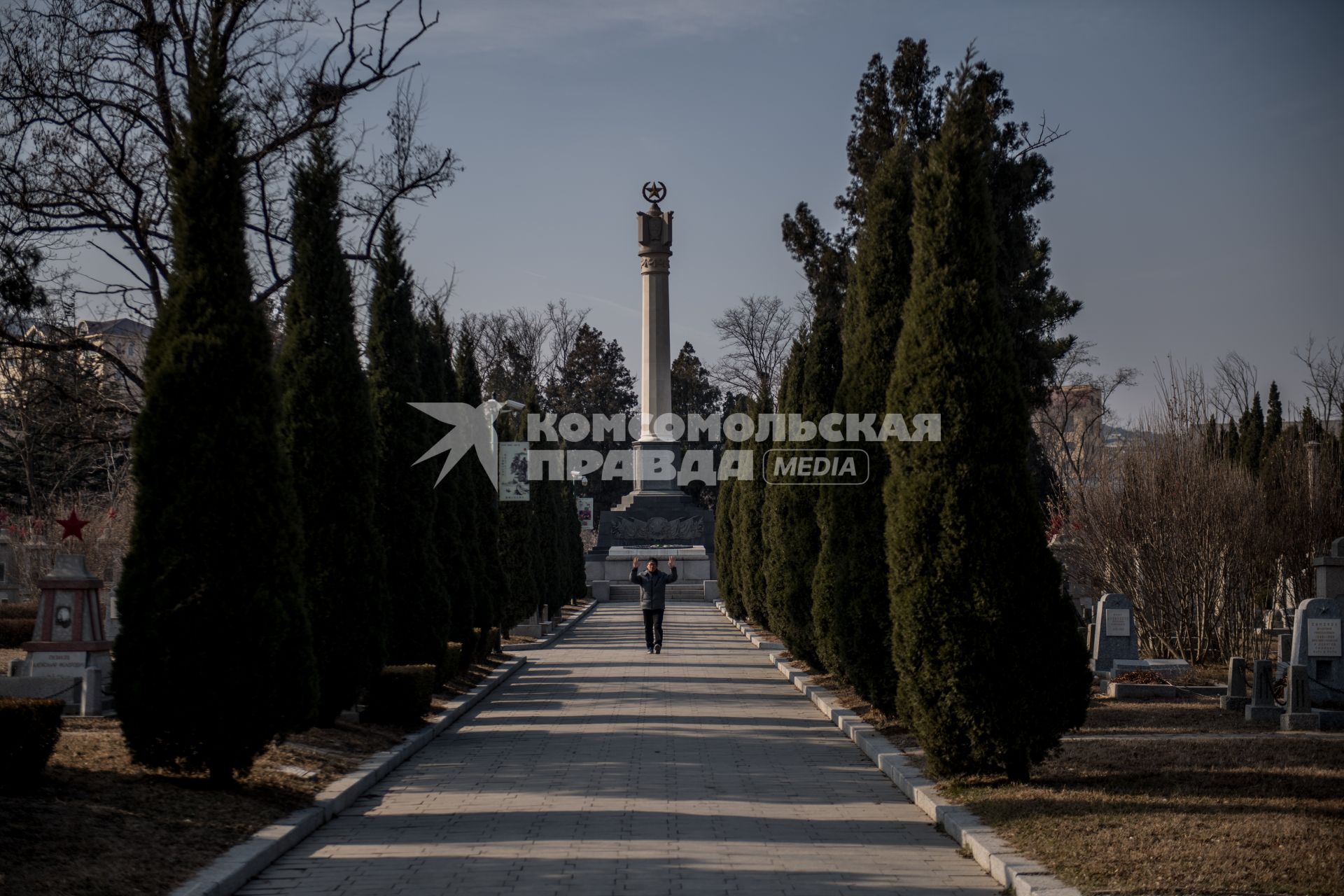 Китай, г. Далянь. Мемориал советским воинам на Русском воинском кладбище.