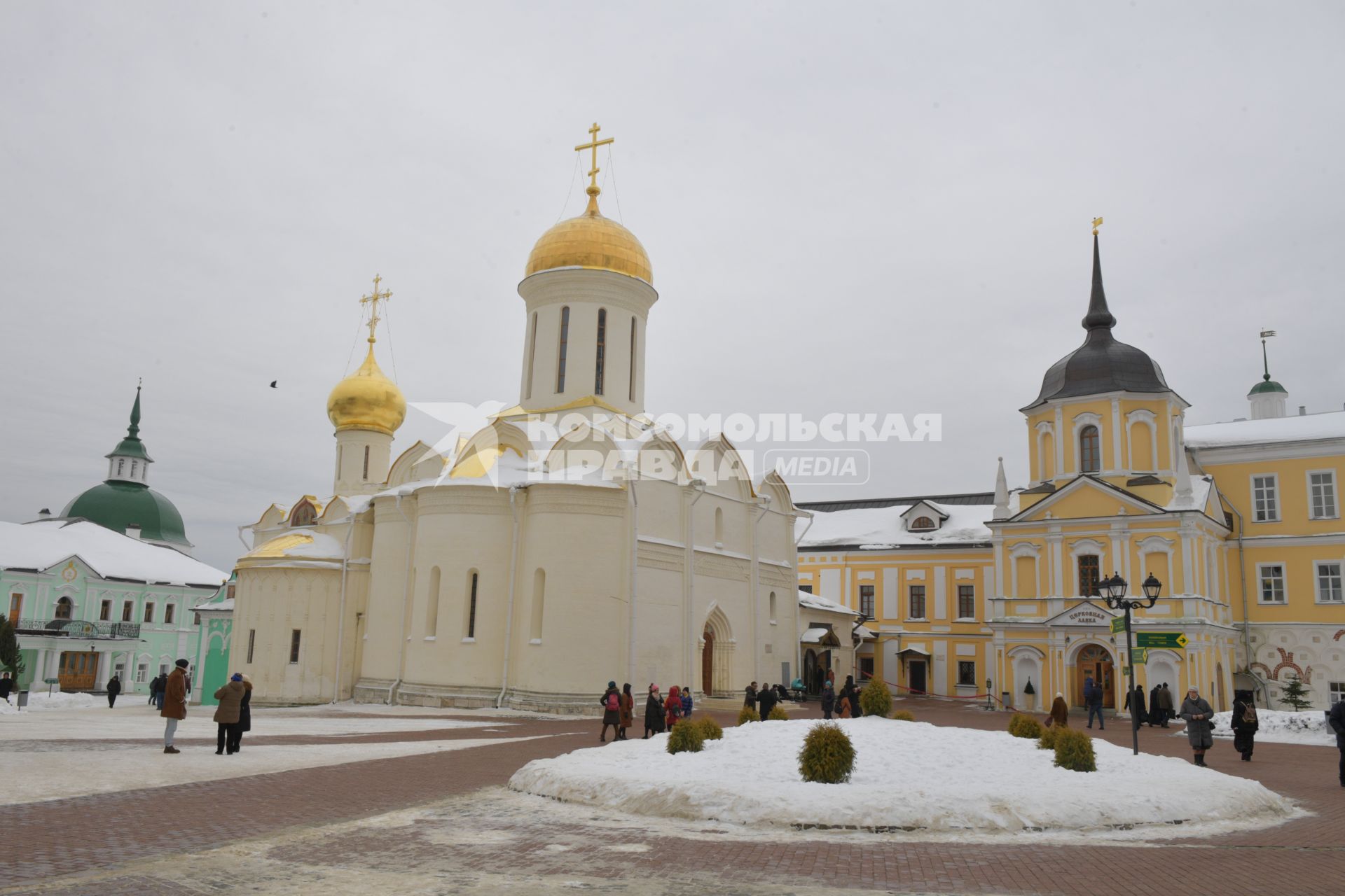 Сергиев Посад.  Троицкий собор  на территории Свято-Троицкой Сергиевой  Лавры.